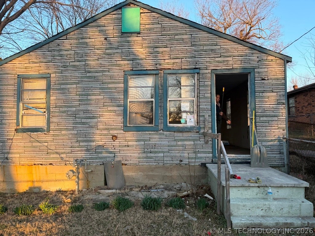 4527 S Waco Avenue — photo
