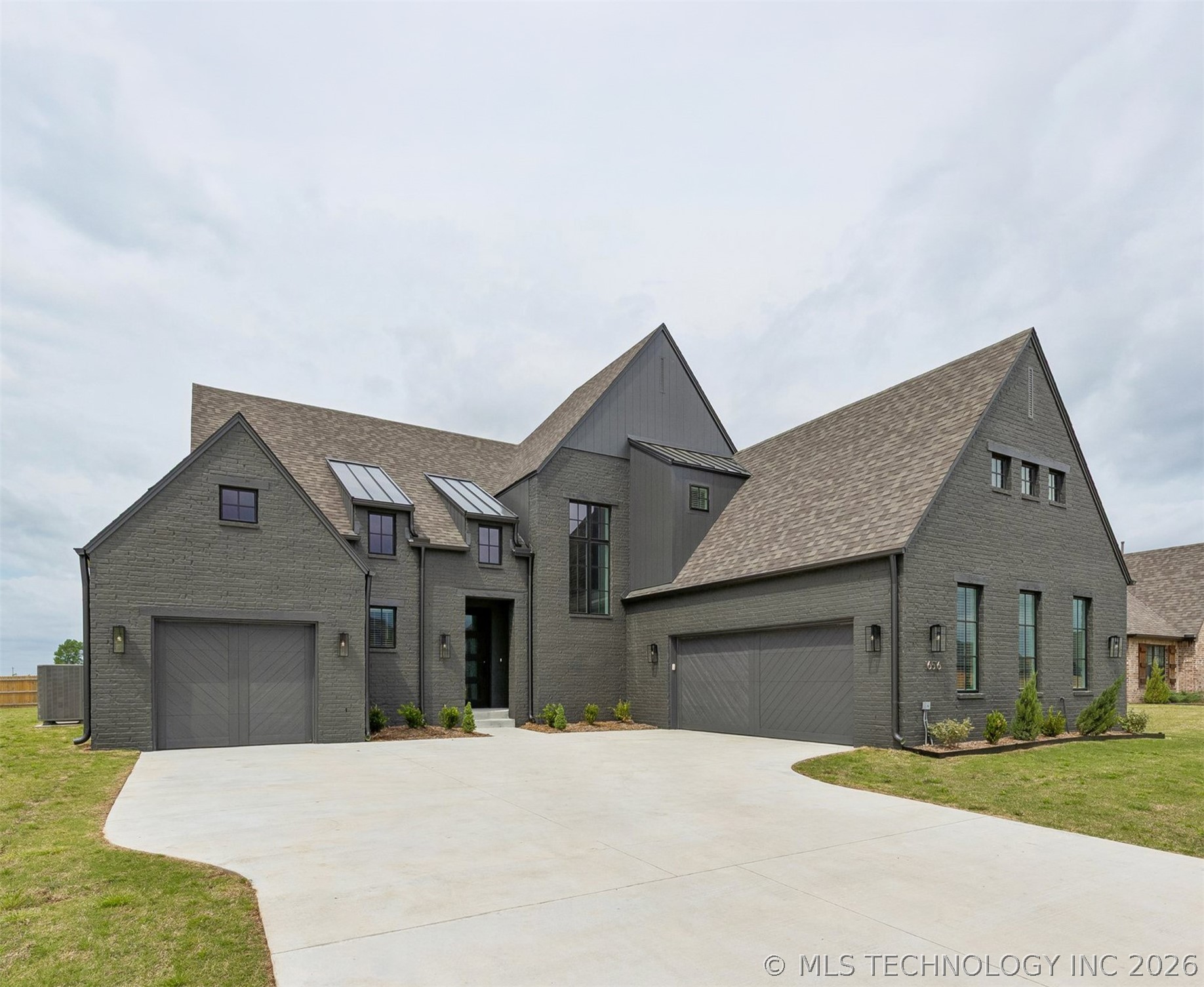 16516 S 1st East Court — photo