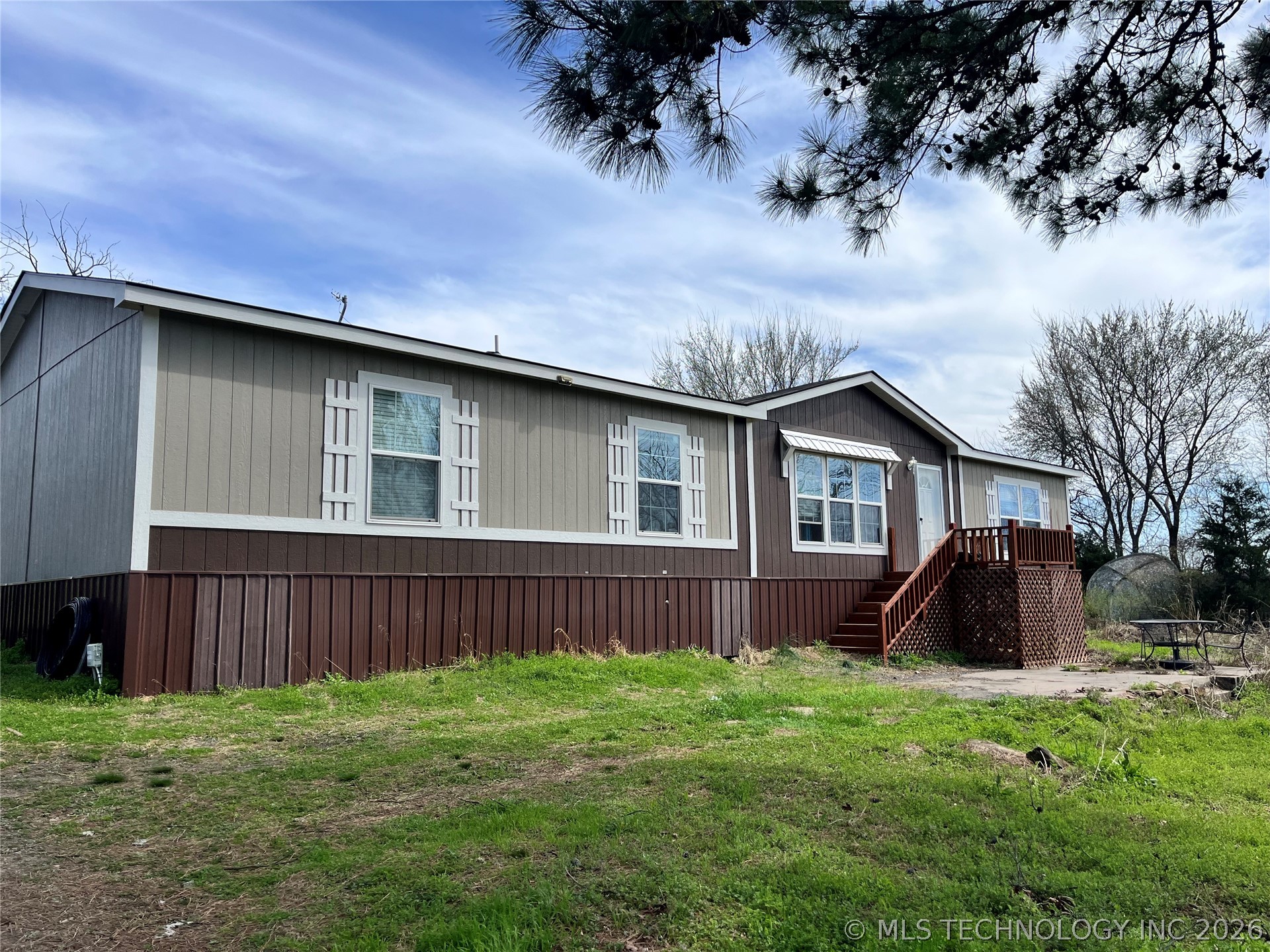 30292 S Highway 2 C — photo