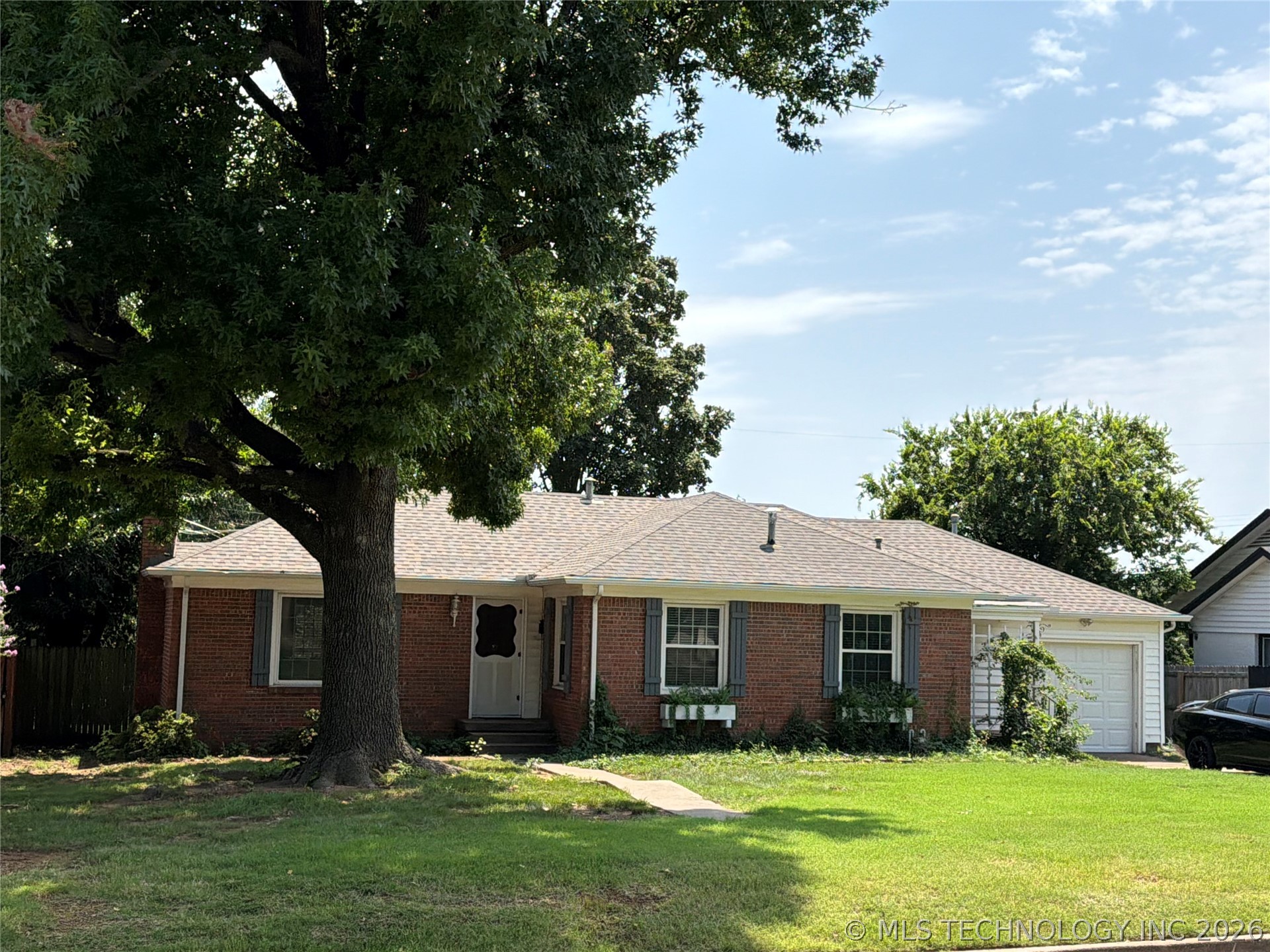 2358 S Delaware Court — photo