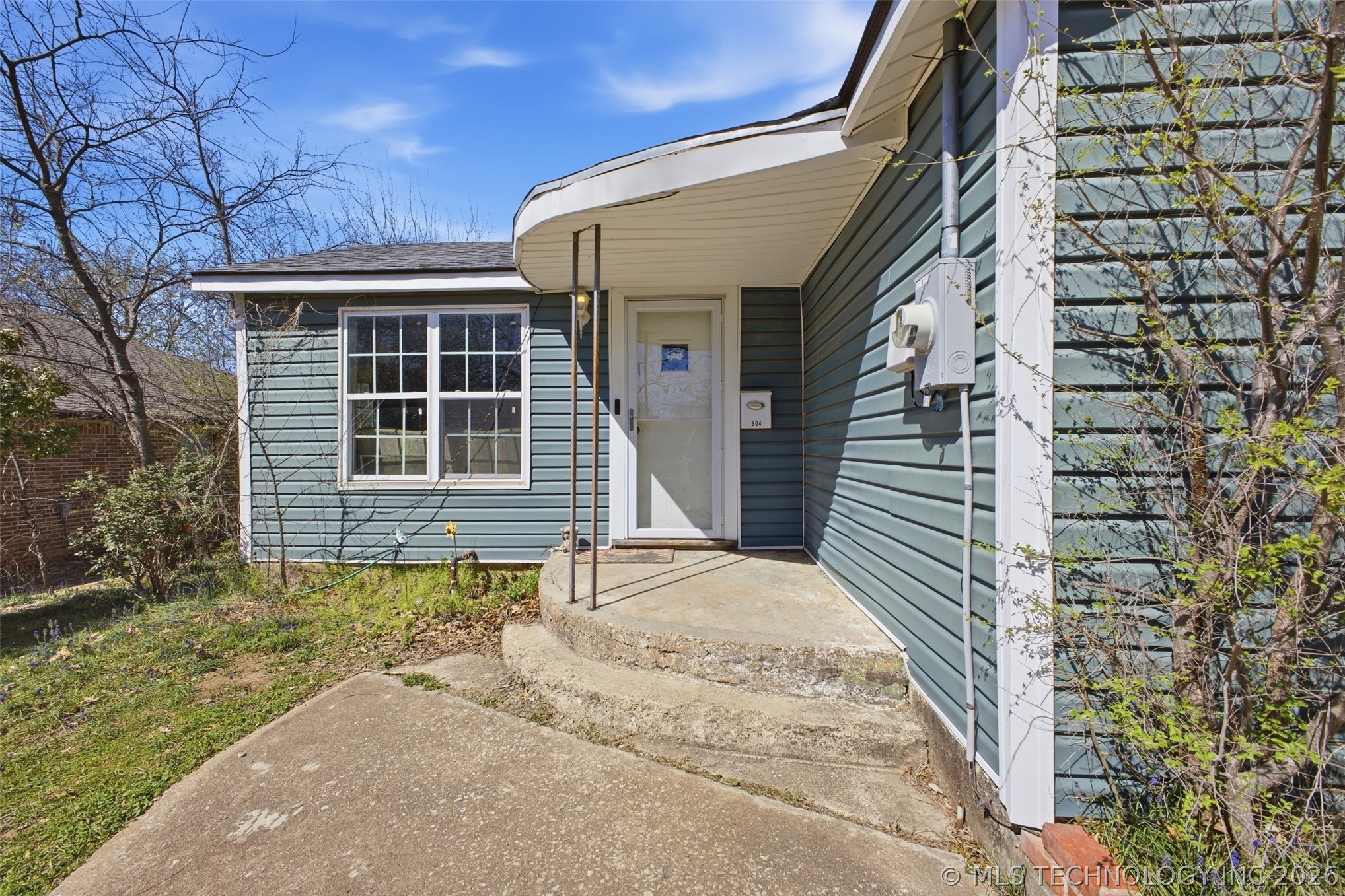 804 E Gardena, Ada, OK 74820 — photo 2