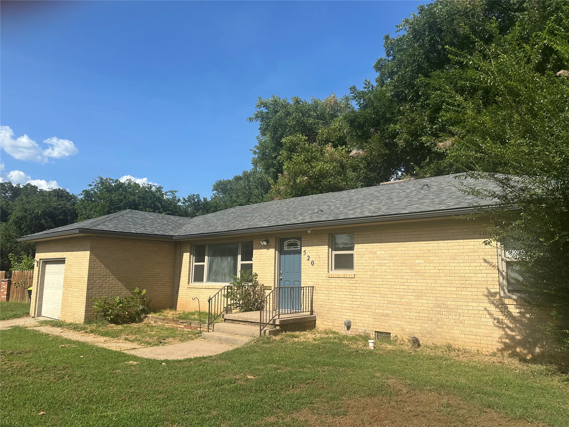 520 N Crownpoint Drive — photo