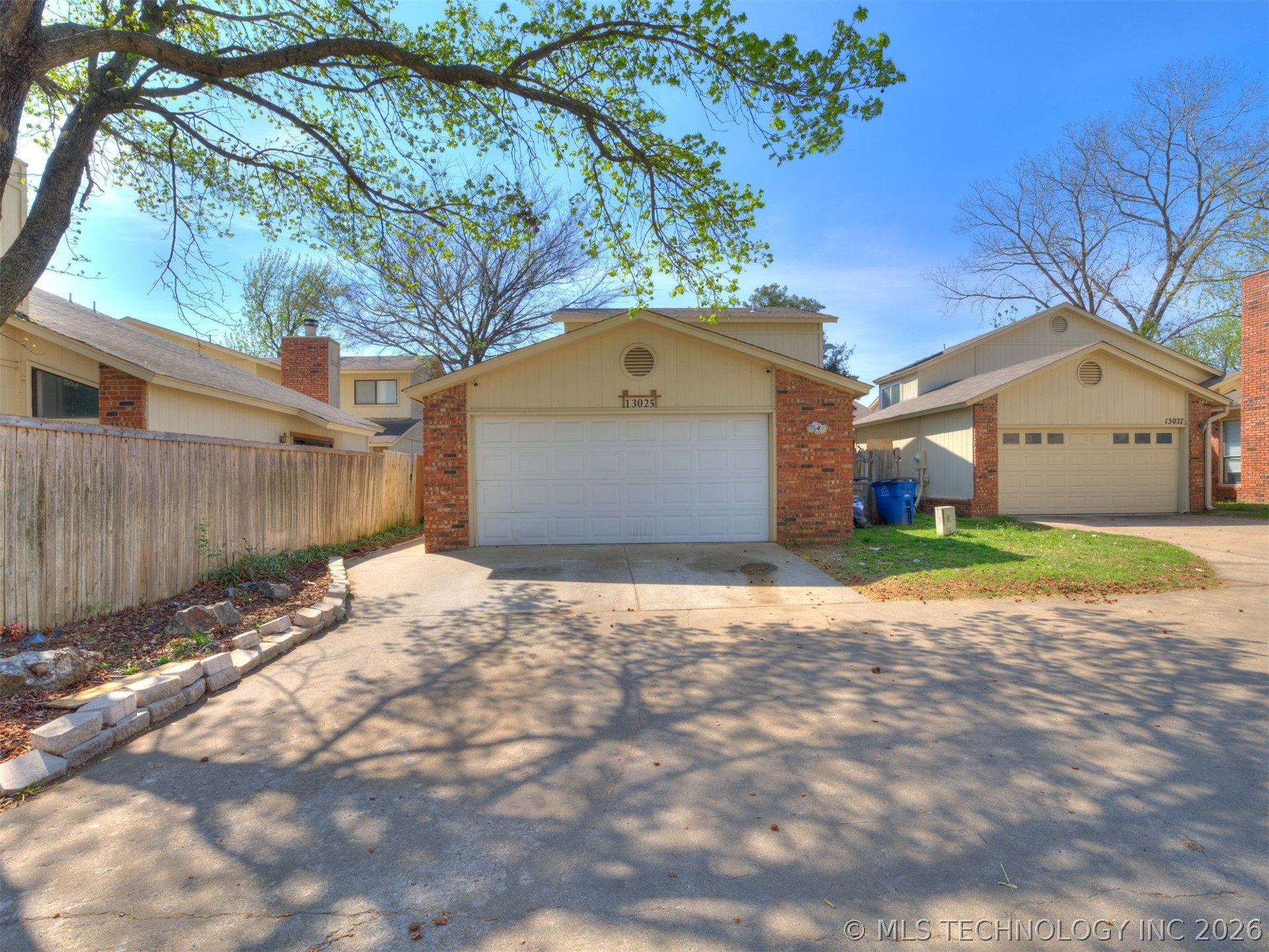13025 E 28th Place — photo
