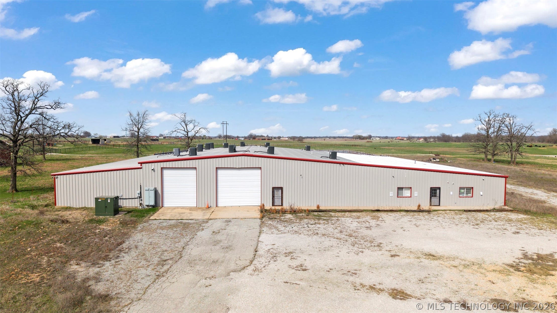 57530 E US Hwy 59 — photo