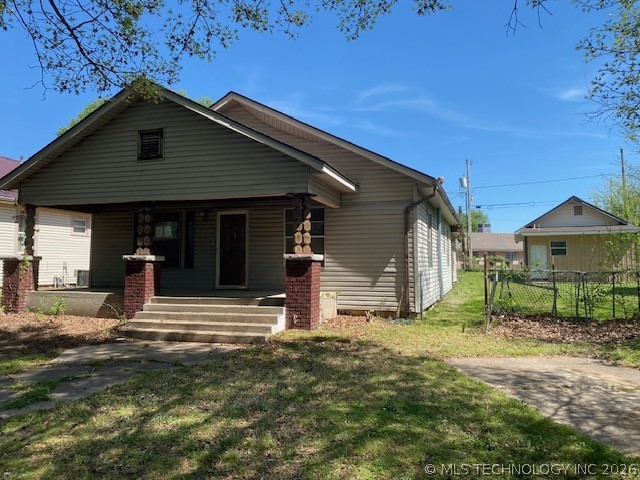 208 N P Street — photo