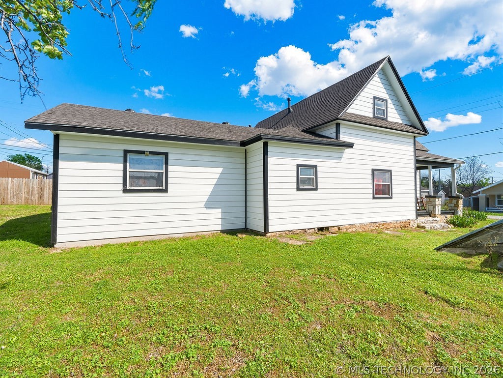 128 W Tahlequah — photo