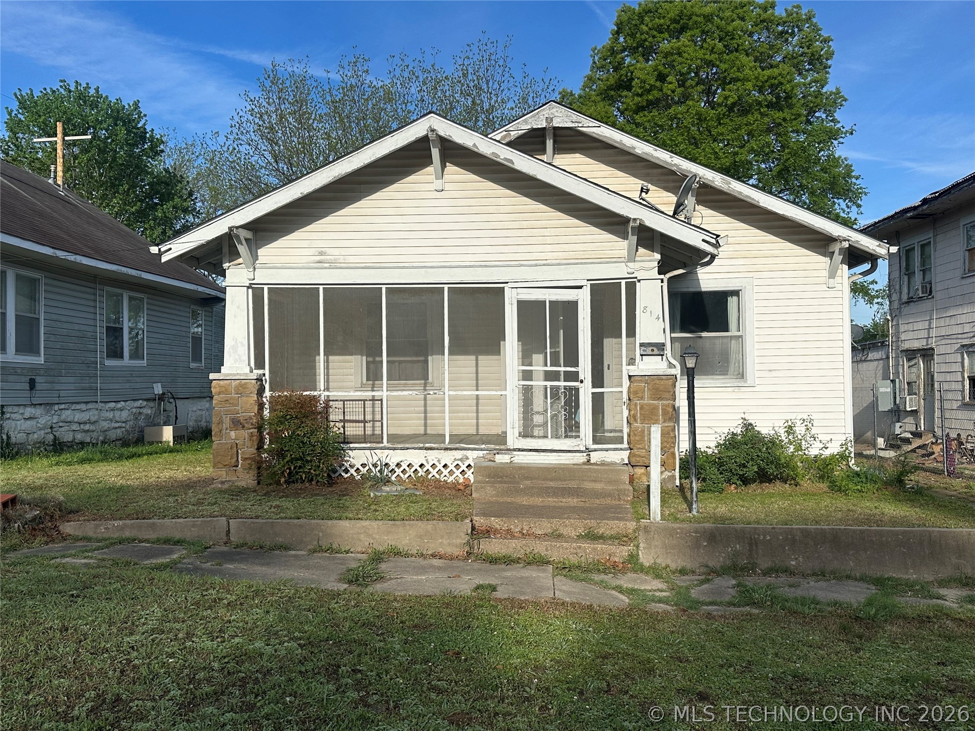814 S Severs Street — photo