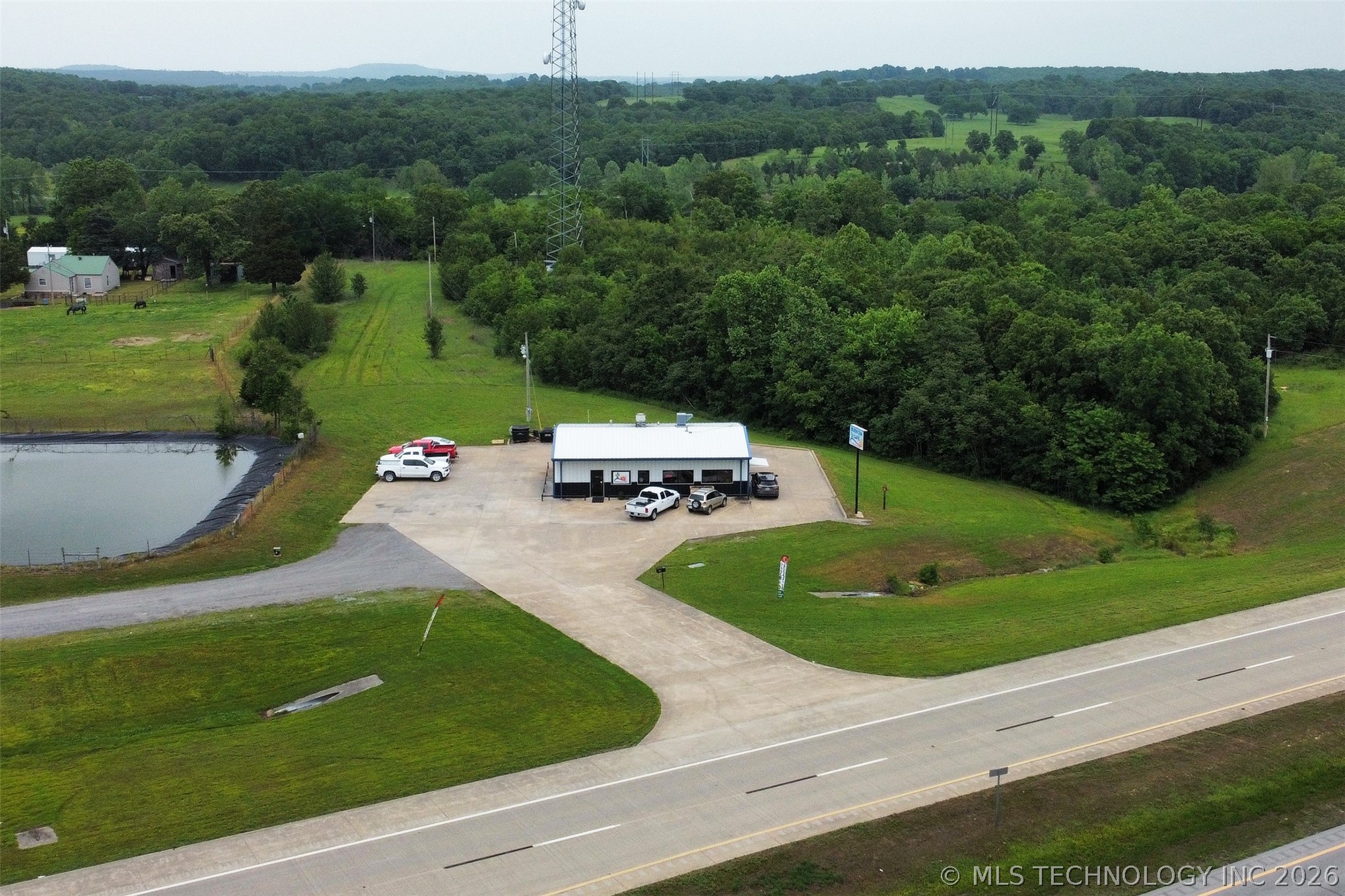 13112 Hwy 62 — photo