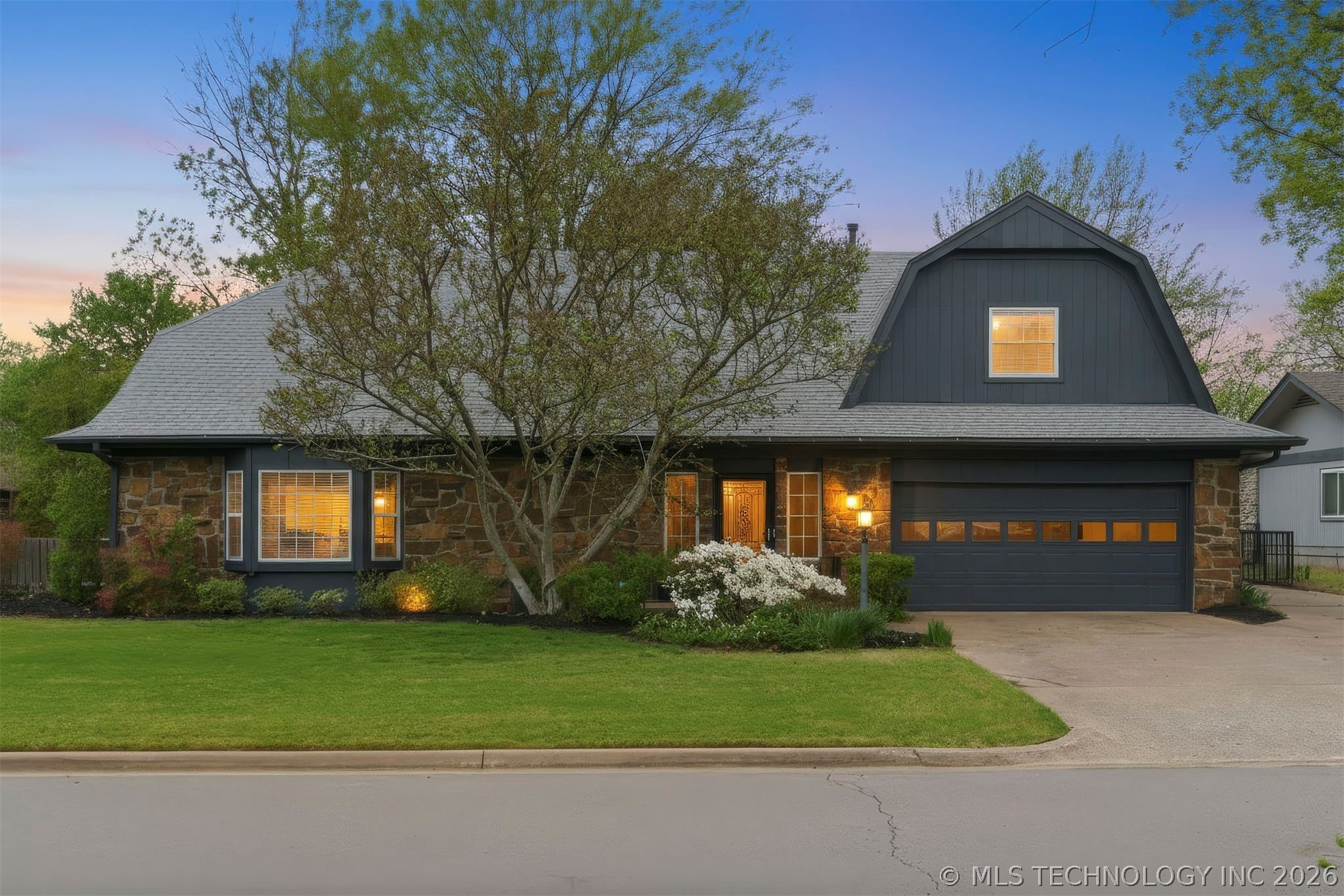 508 Meadowood Drive — photo