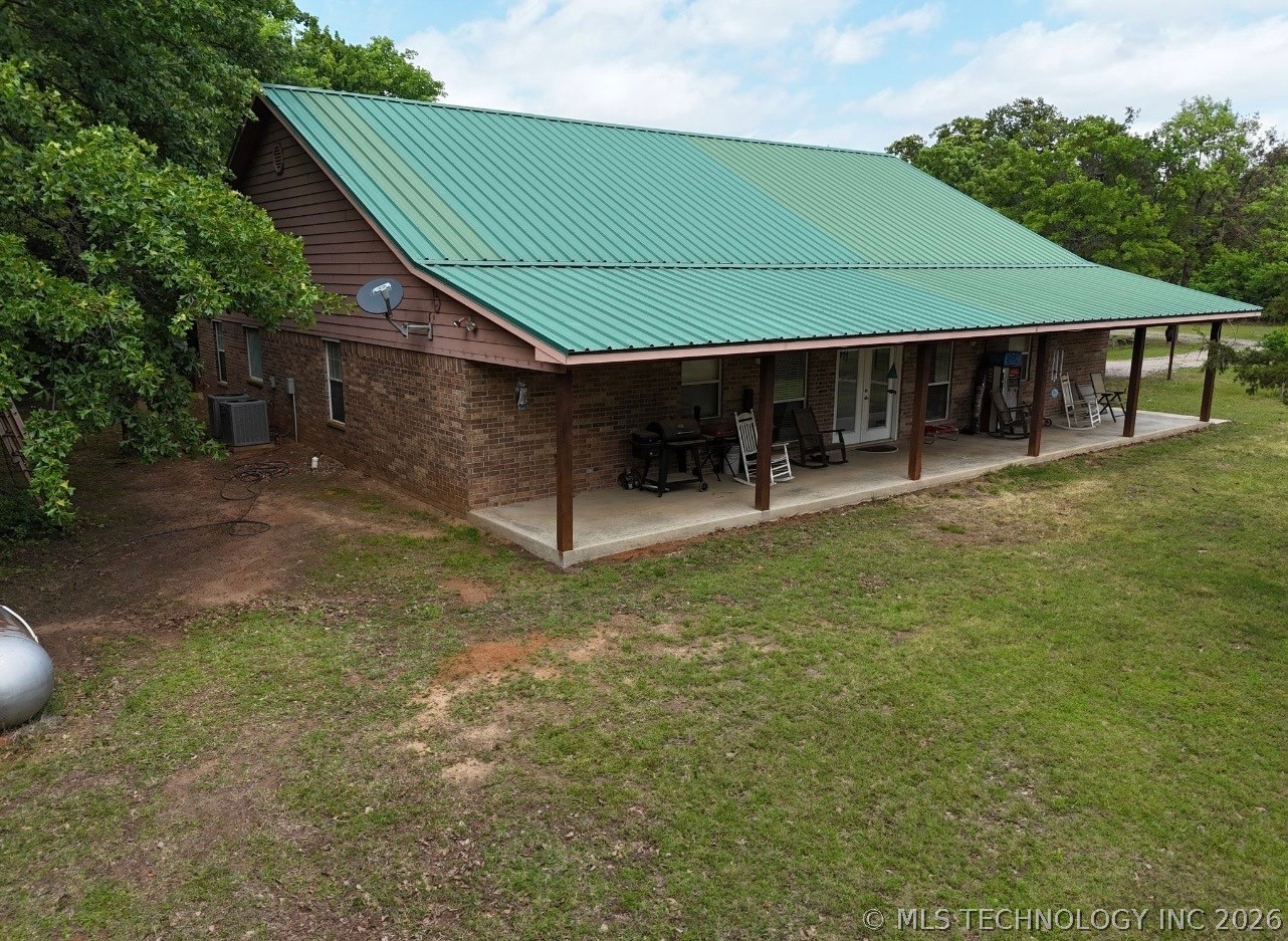 5377 McDuffee Road — photo