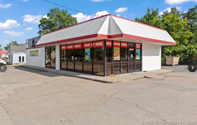 1119 W Okmulgee — photo
