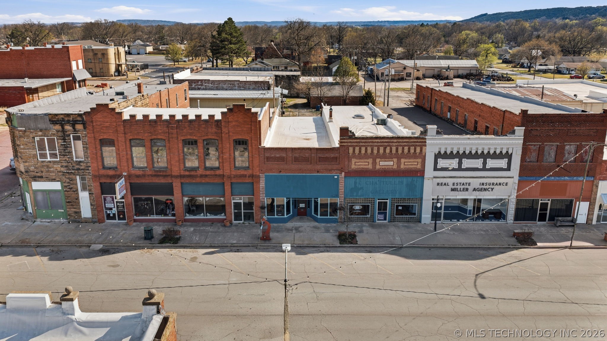 108 W Main Street — photo