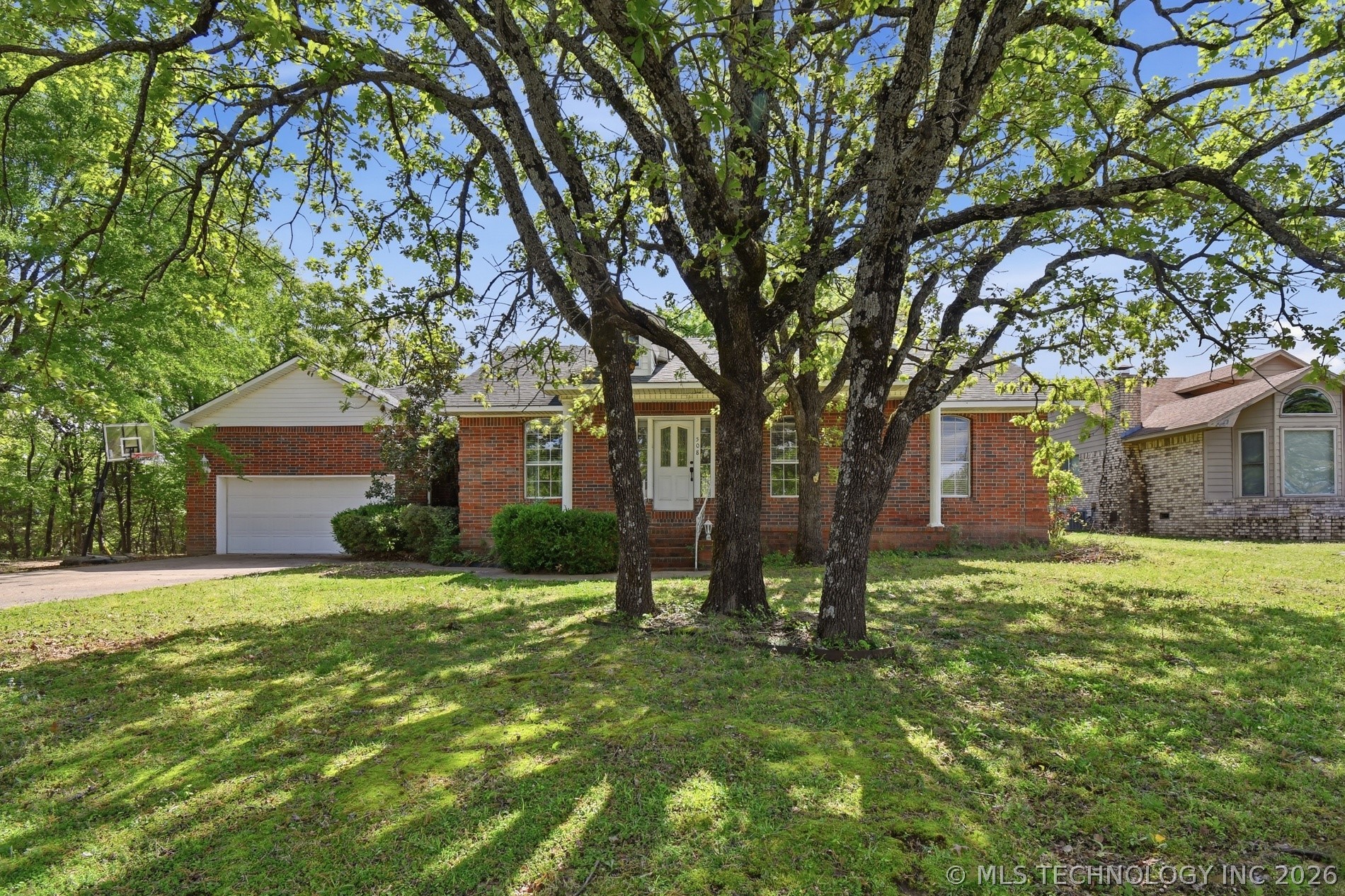 508 S 16th Street — photo