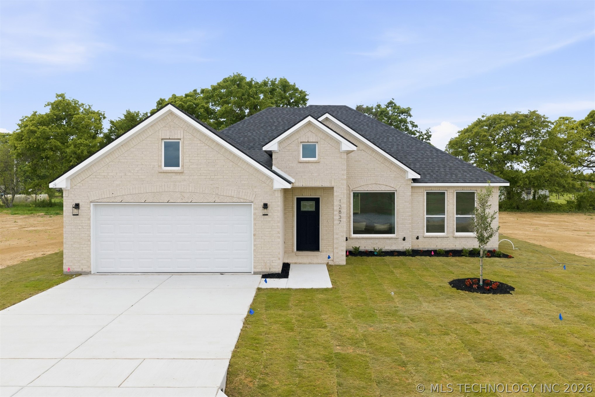 12837 Post Oak Circle — photo