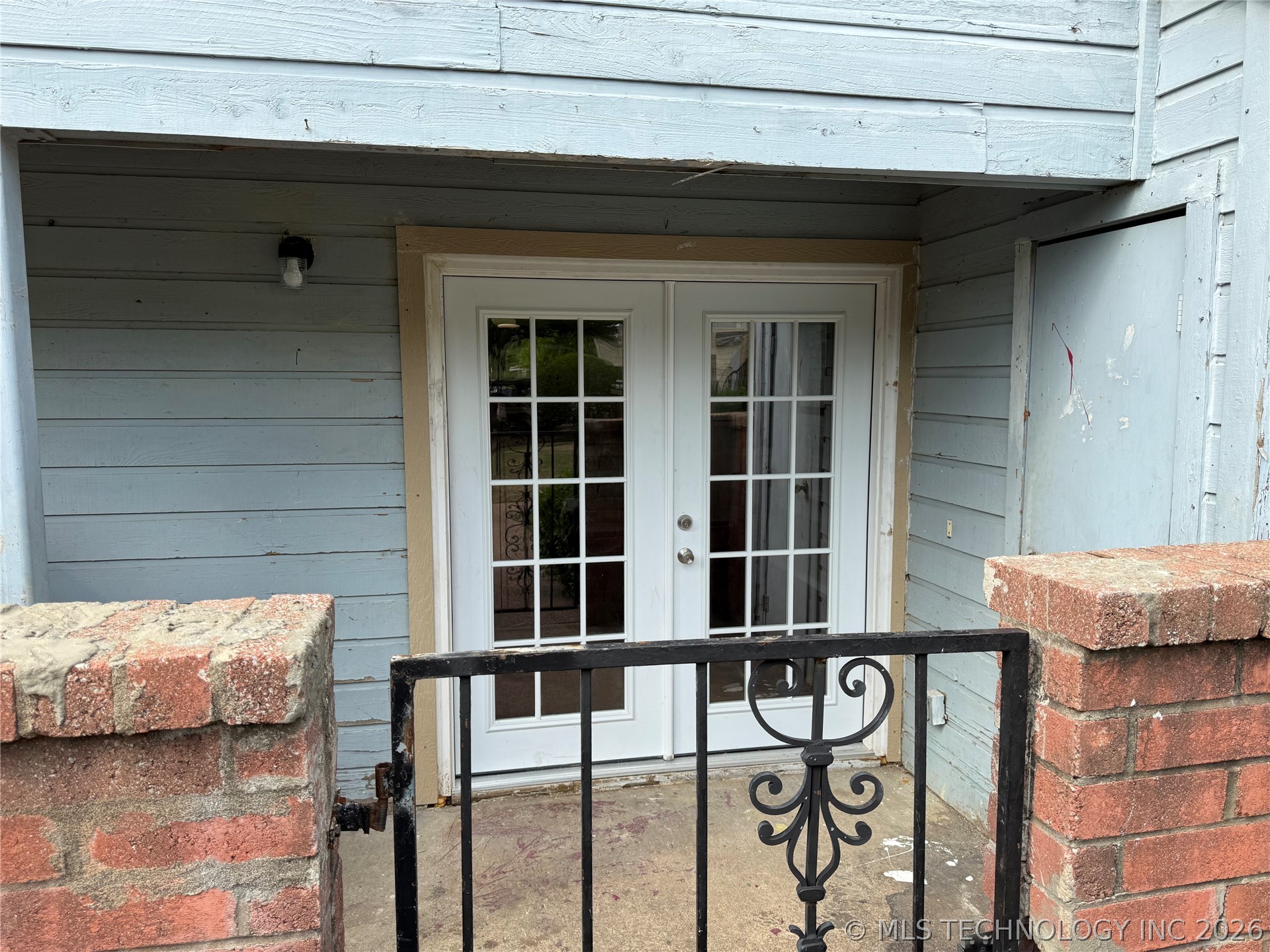 1802 E 66th Place F104 — photo