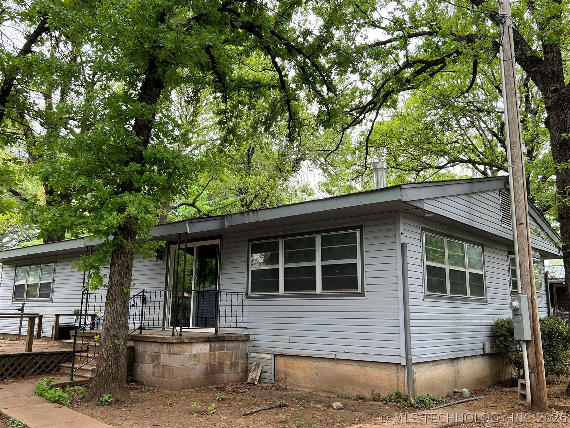 5364 W Cove Drive — photo