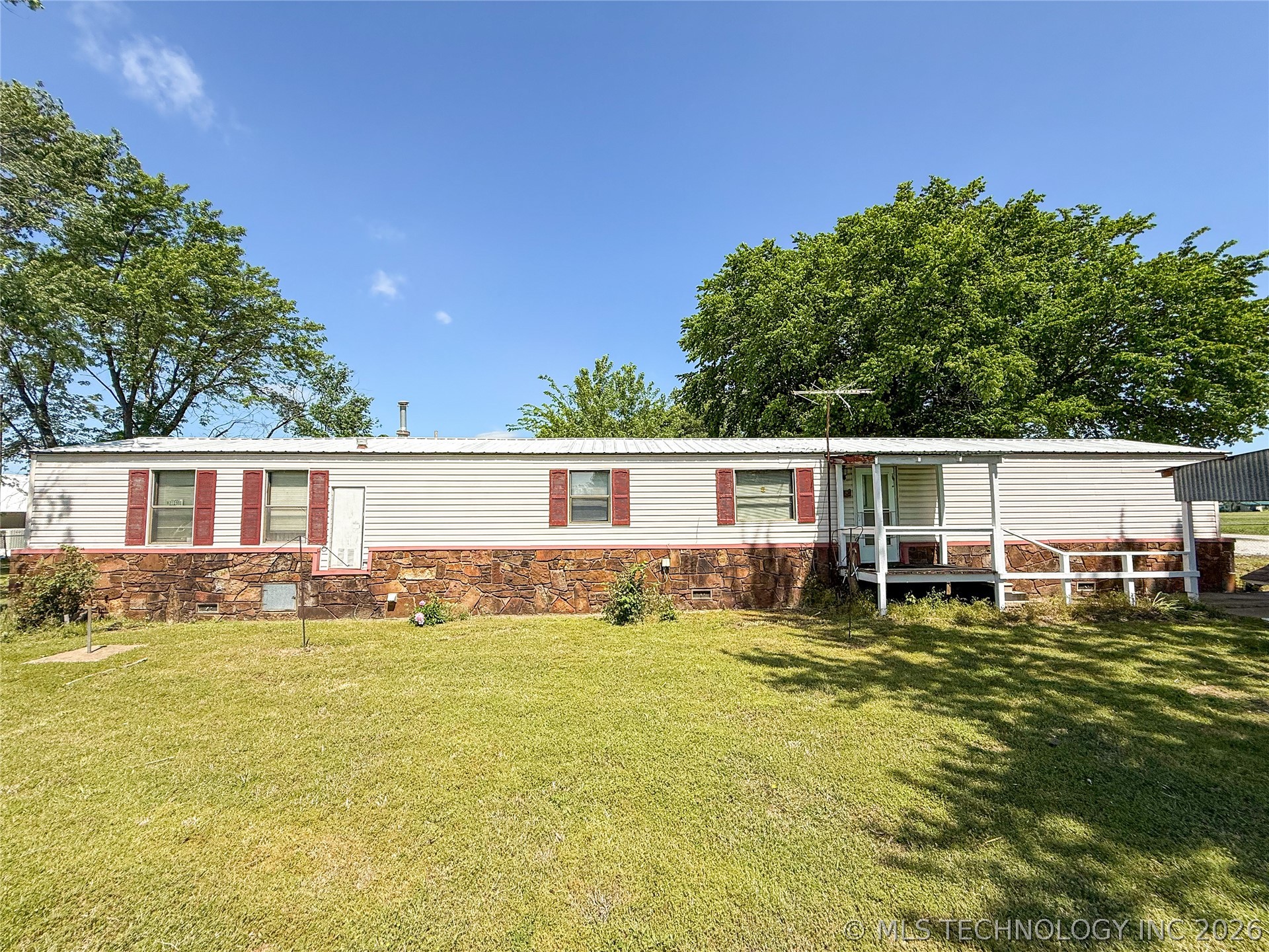 203 E Watova Street — photo