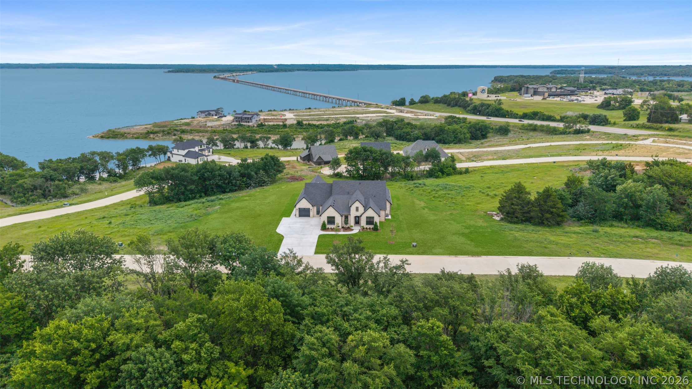 12216 Reflection Pointe Drive — photo