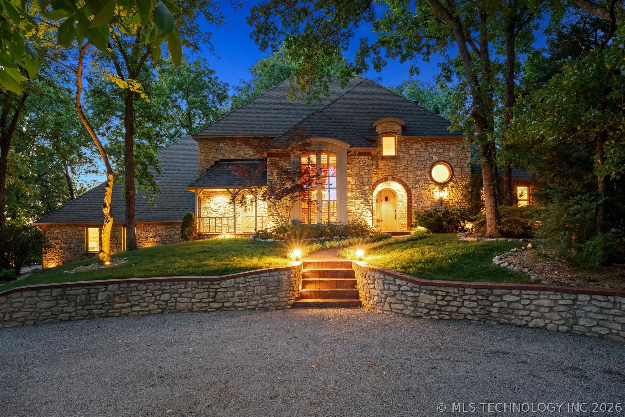 2224 Stonewall Drive — photo