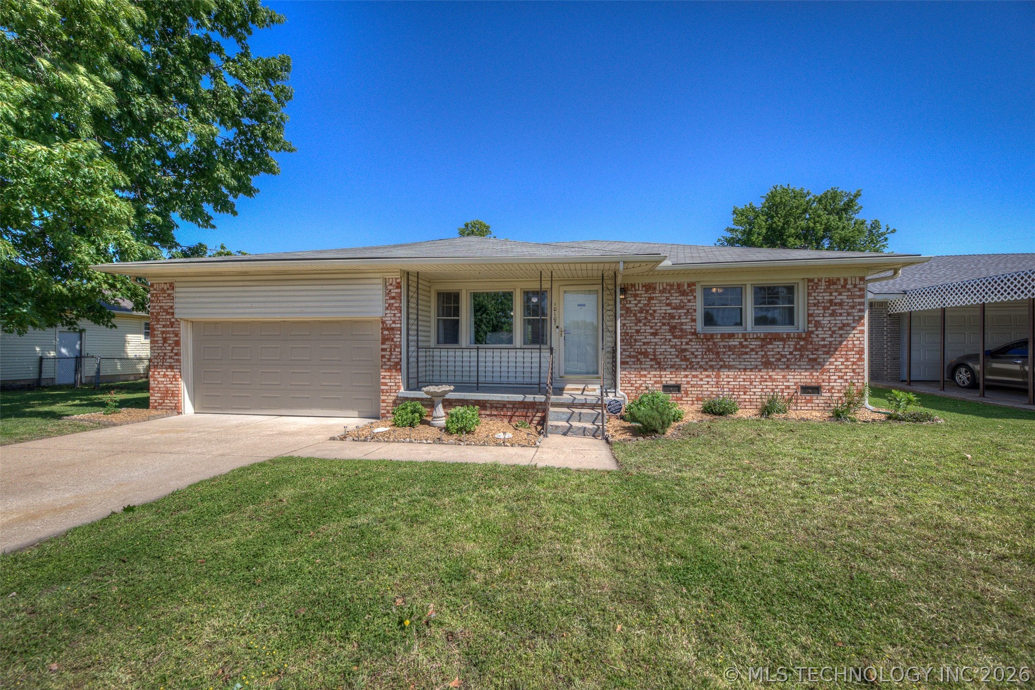 10107 E 22nd Place — photo
