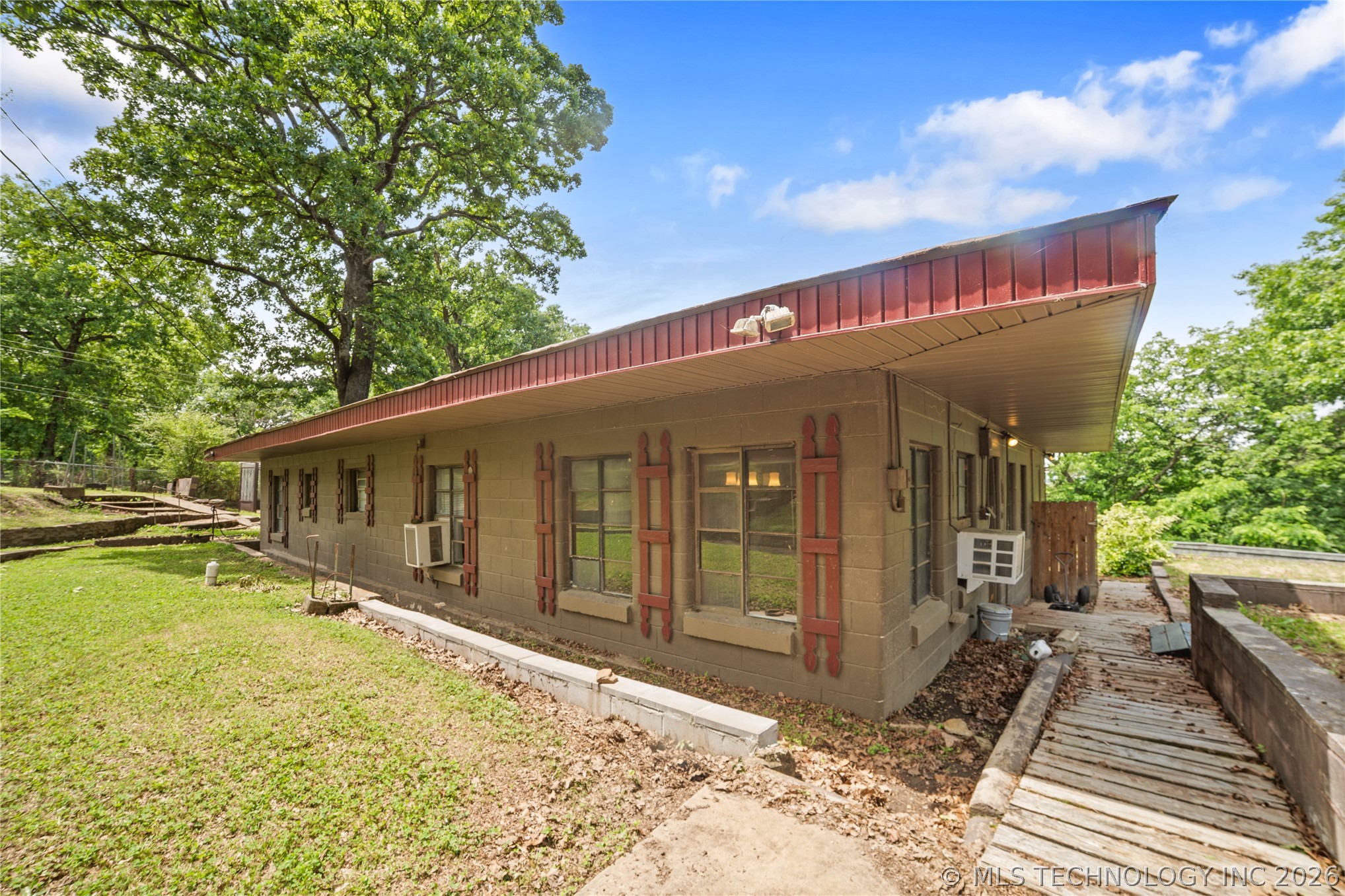 3192 W Hickory Hills Drive — photo