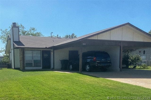 8210 N 117th Avenue E — photo
