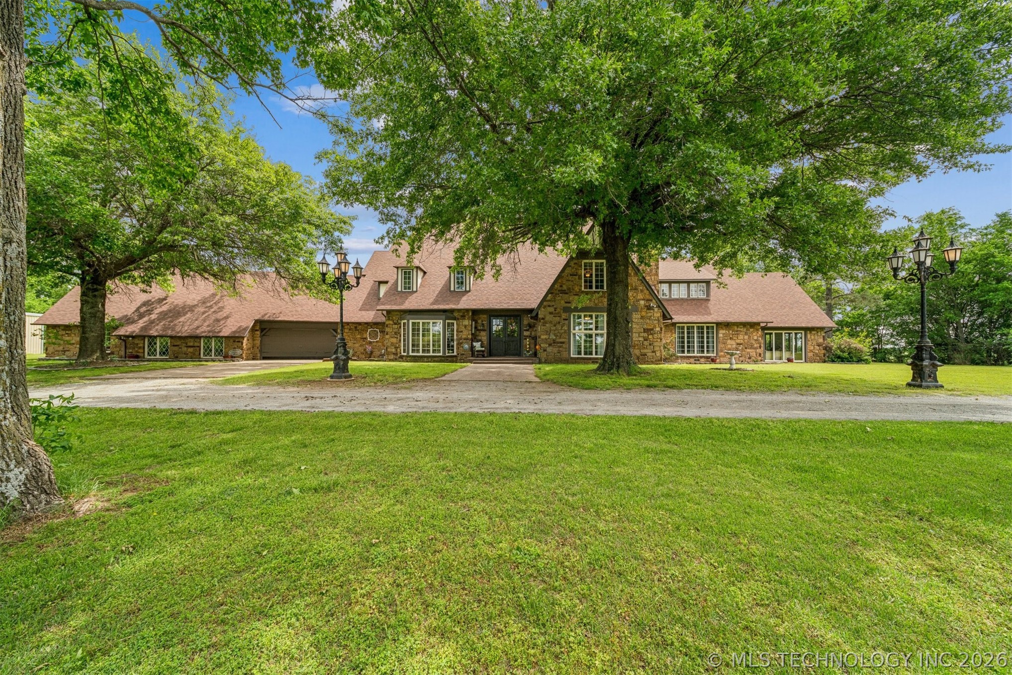7133 S 425 R Road — photo