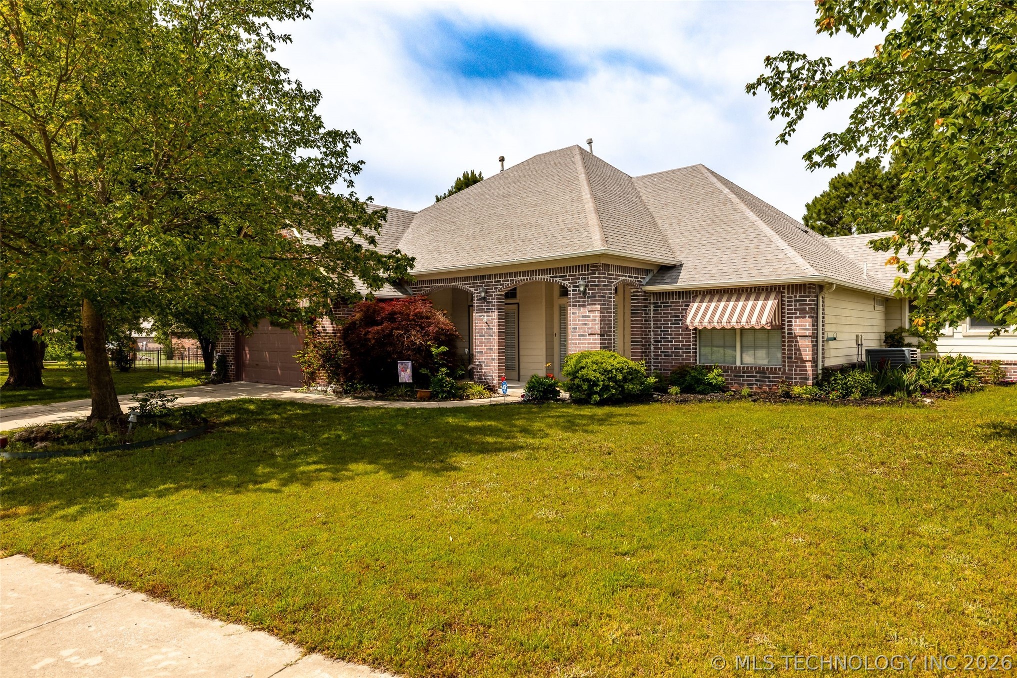 6304 E Galveston Street — photo