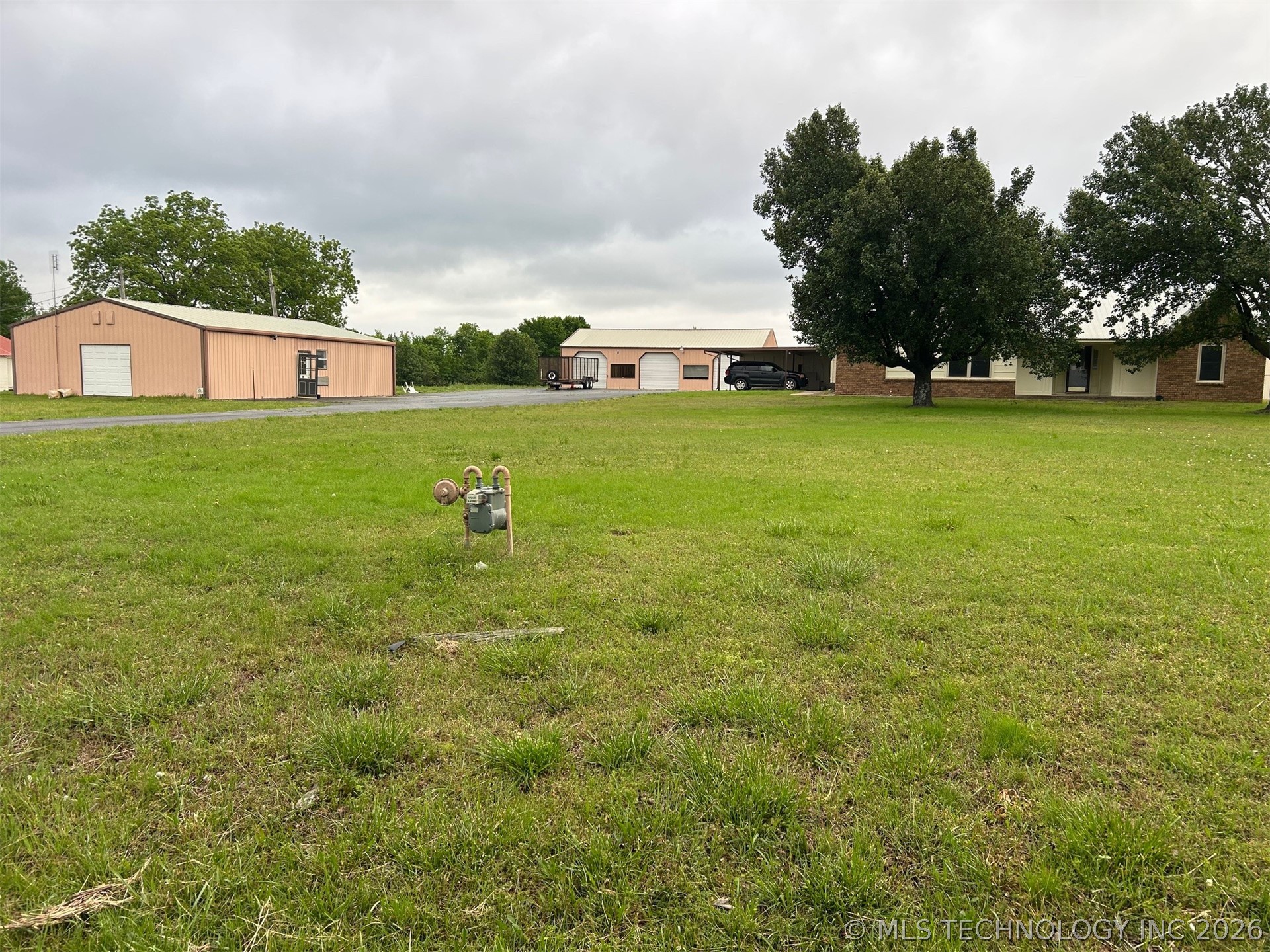 3300 W Davis Field Road — photo