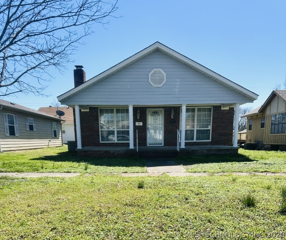 803 W Moore Street — photo