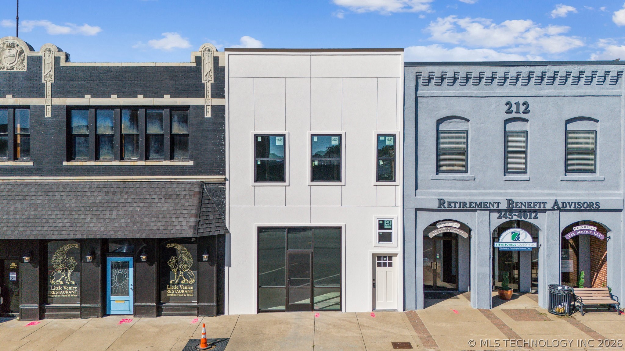 210 N Main Street — photo
