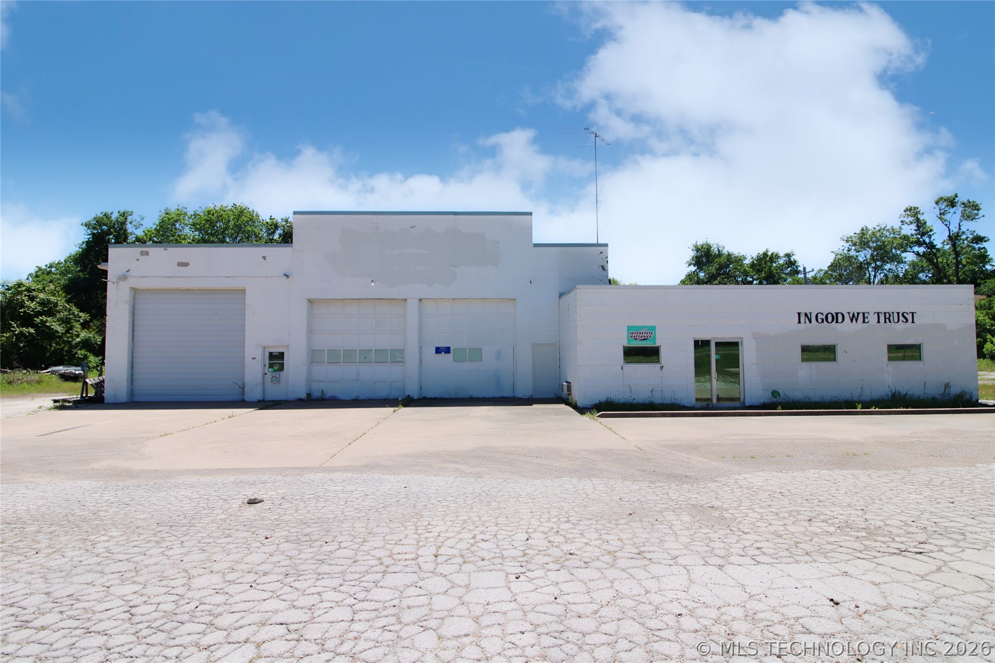 1501 W Main Street — photo