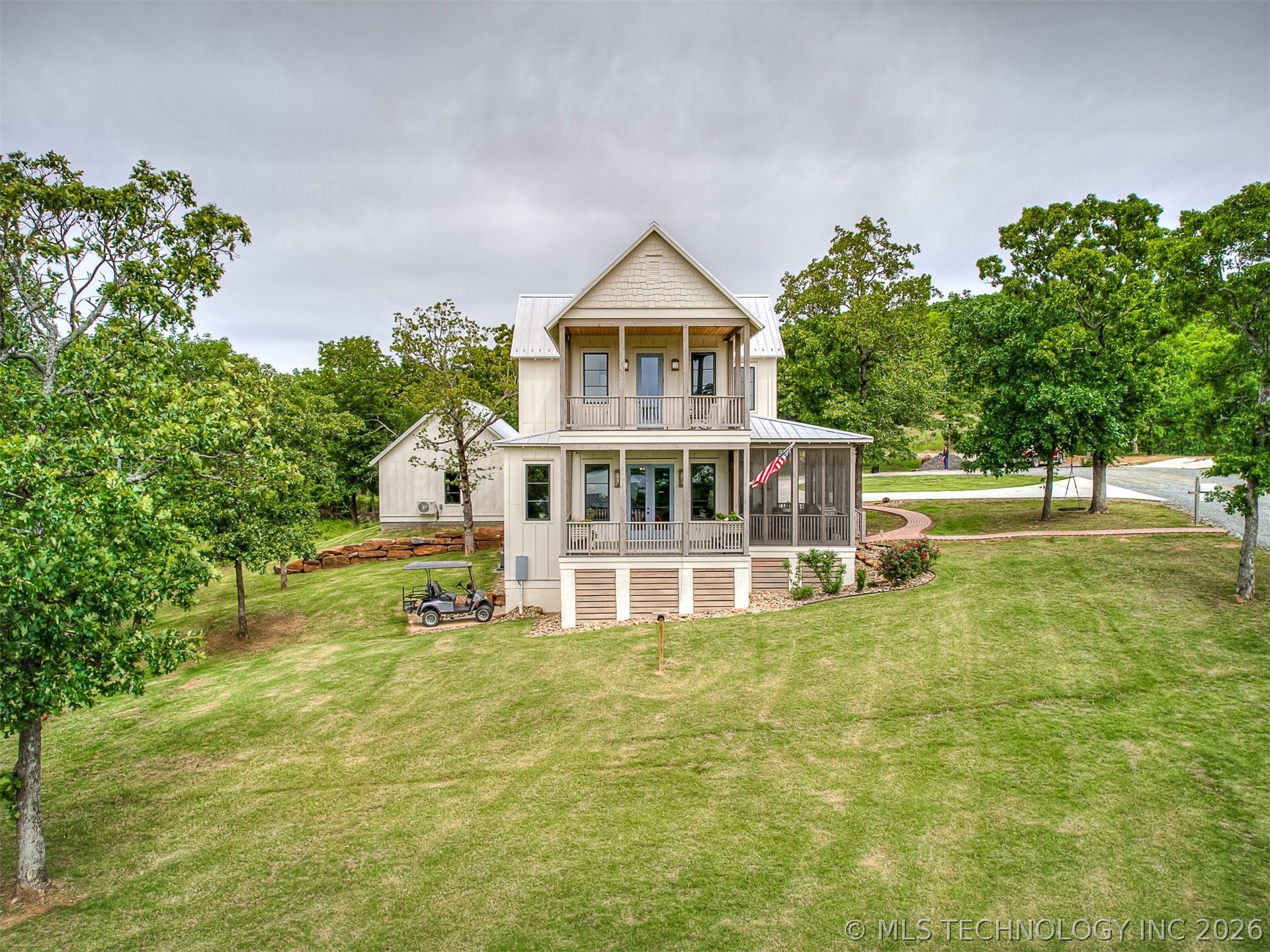 294 E Falcon Tree Loop, Eufaula, OK 74432 — photo 2