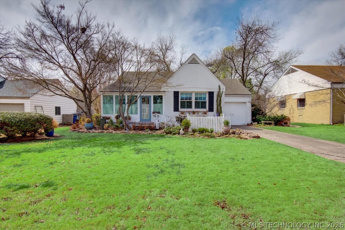 2258 S Delaware Court — photo