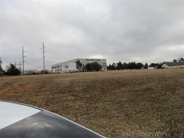 1401 Bryan Drive — photo