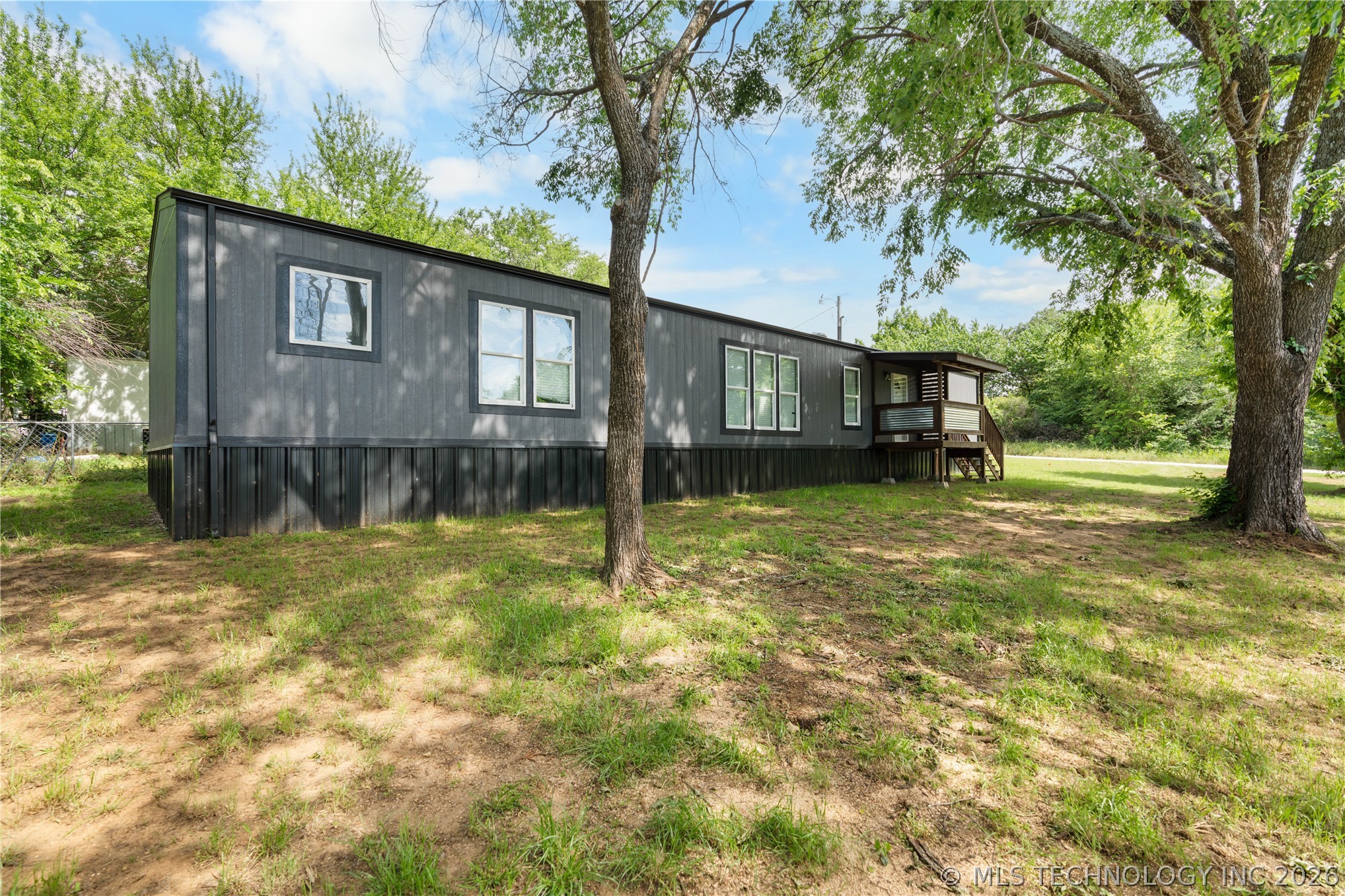2109 Hawk — photo