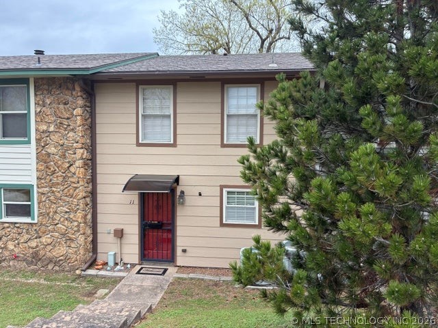 135 96th Road 11 — photo