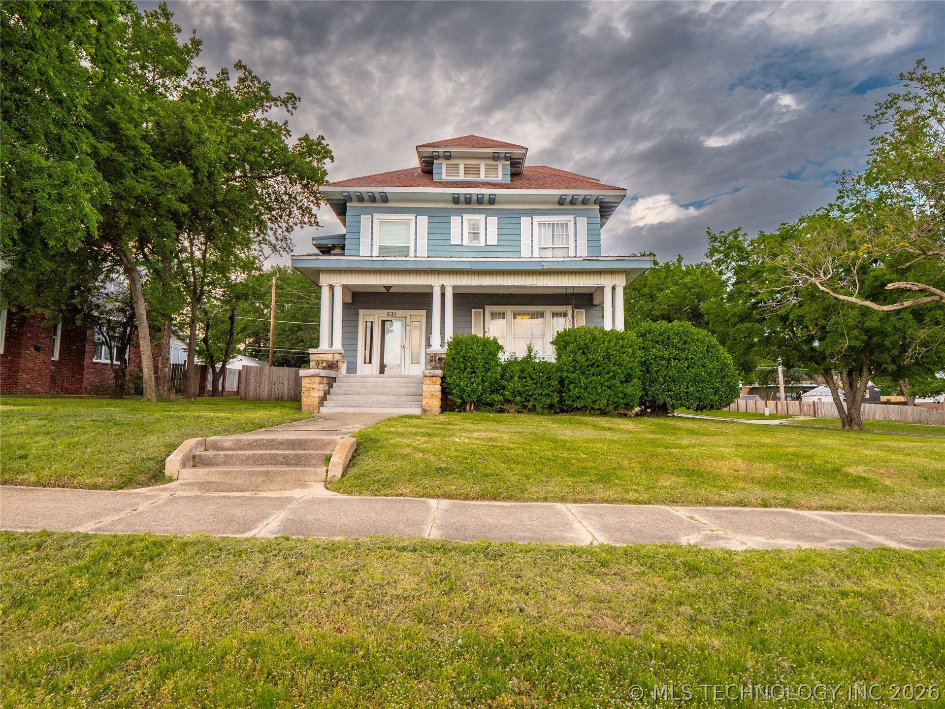531 E Washington Avenue — photo