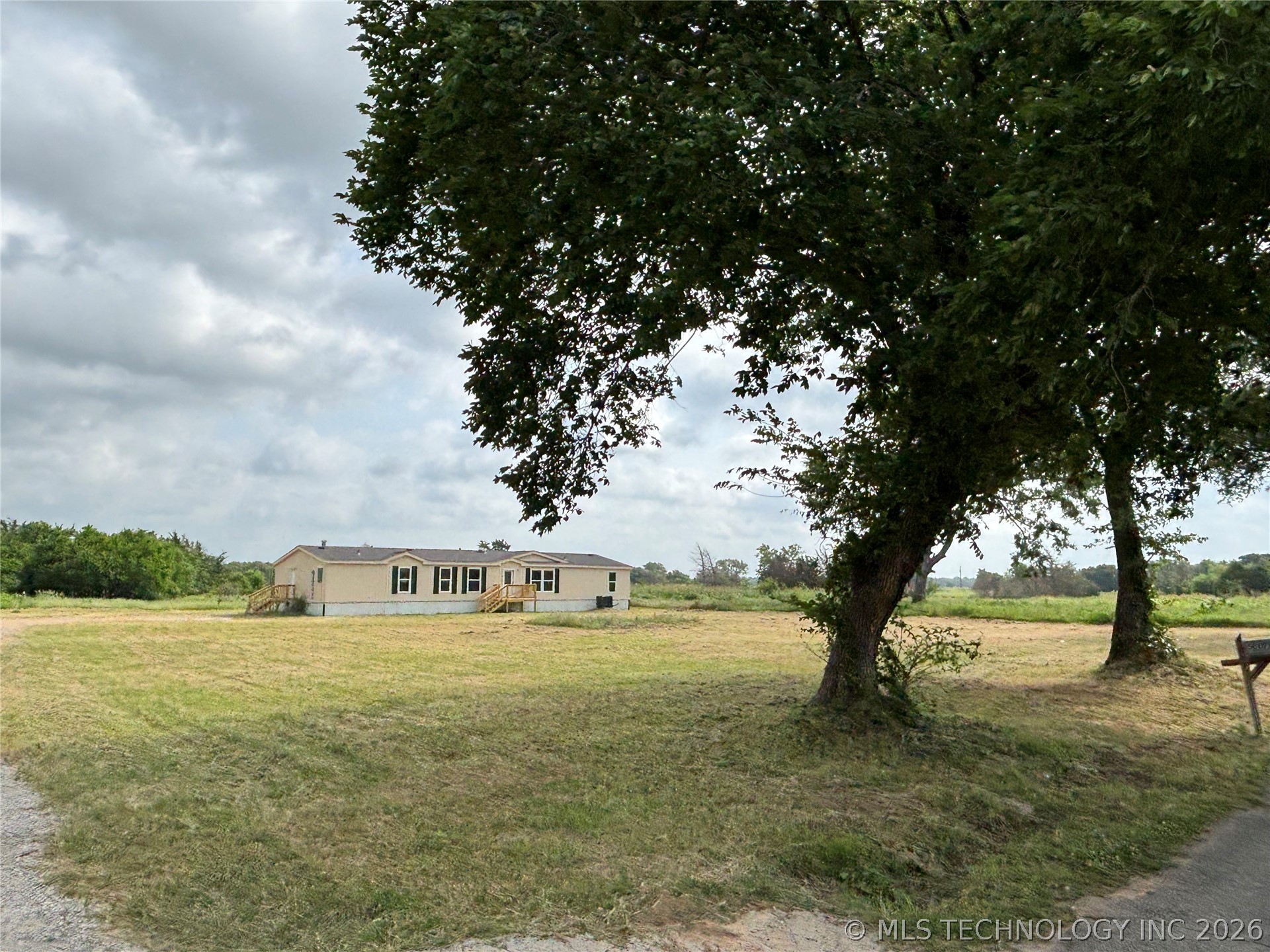 5387 Hendrix, Hendrix, OK 74741 — photo 2