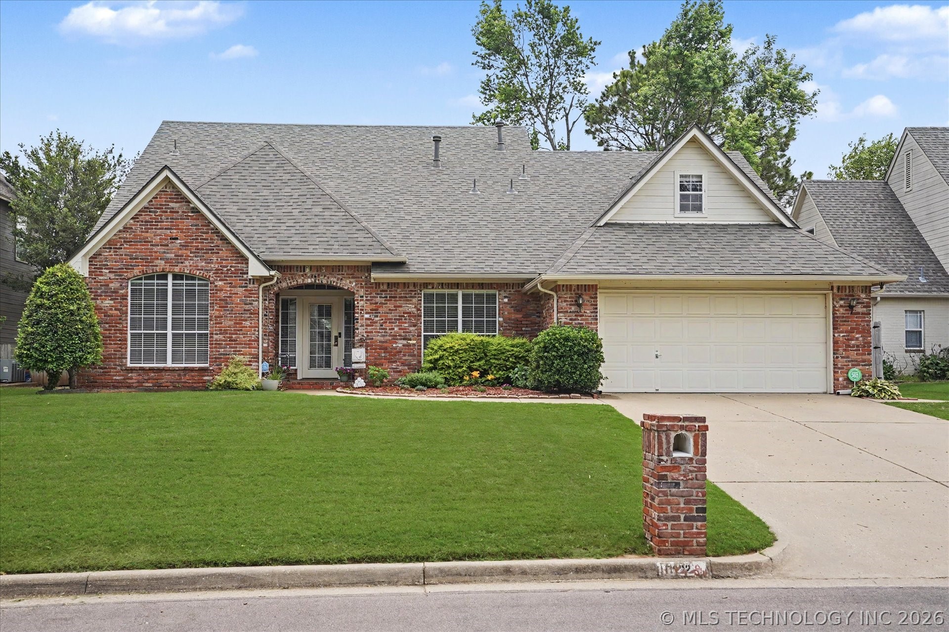 8622 E 100th Place — photo