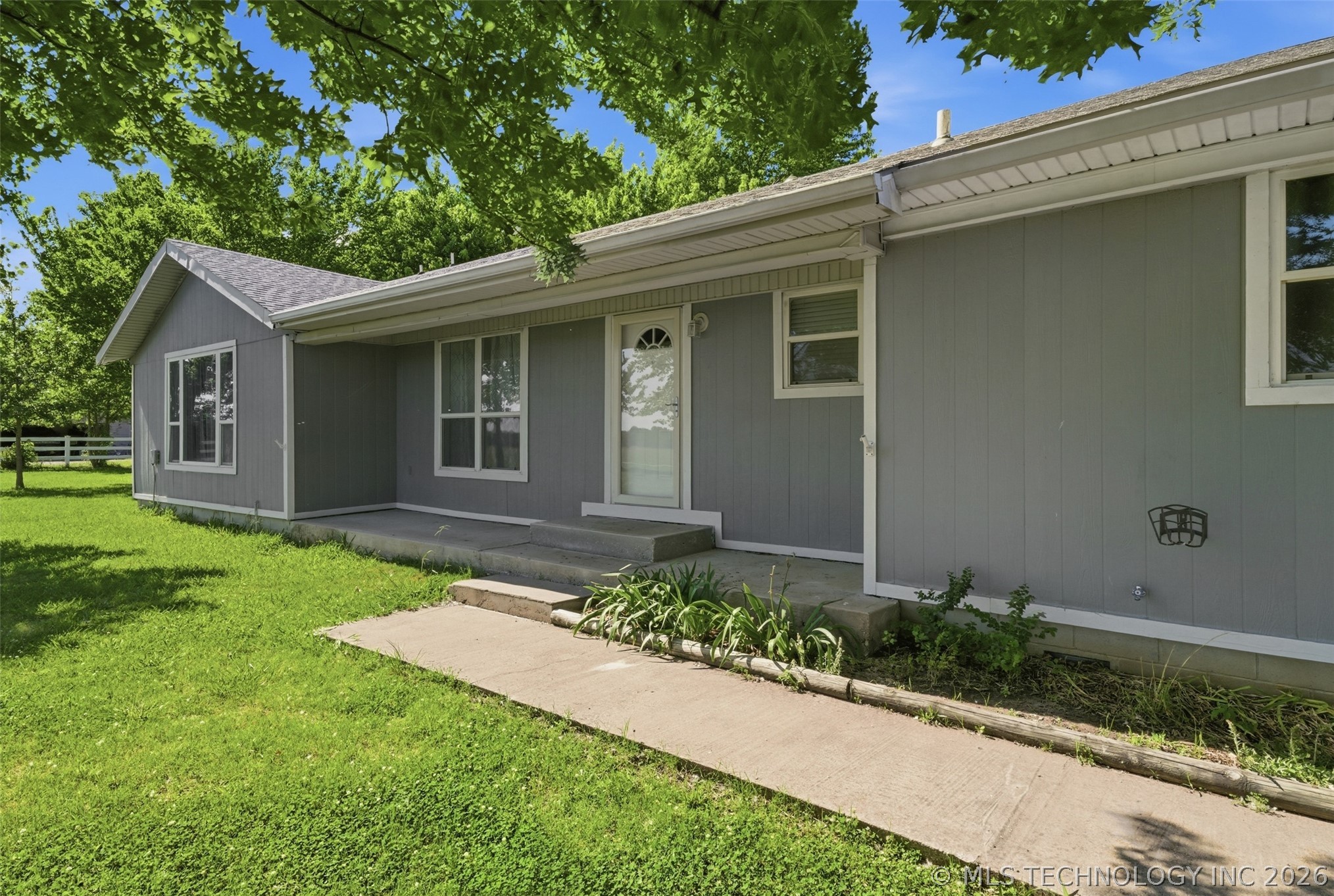 Home in Bixby, OK 74008 — photo 3