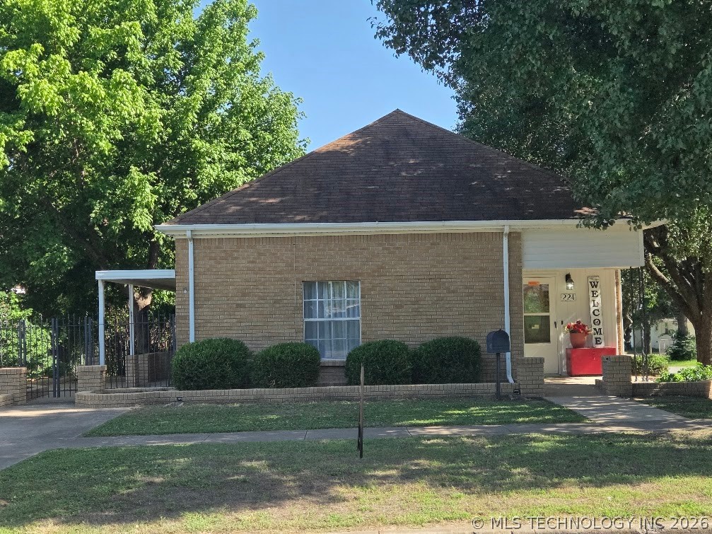 224 W Lincoln Street — photo