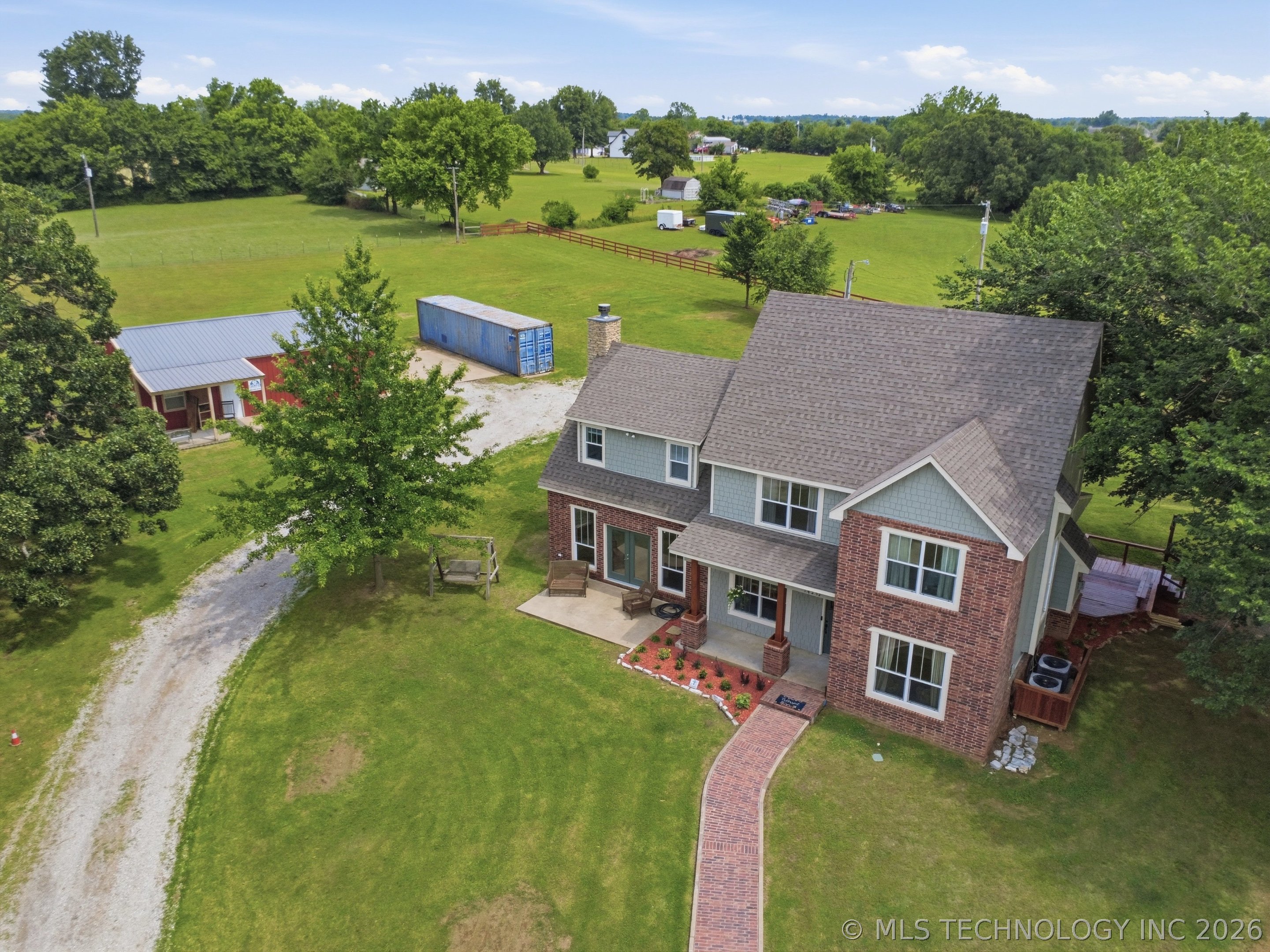14252 E Lake Drive — photo