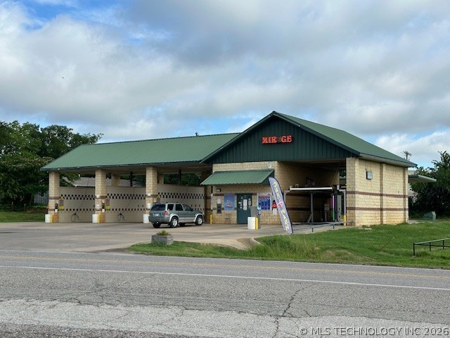 512 Highway 70 Highway E — photo