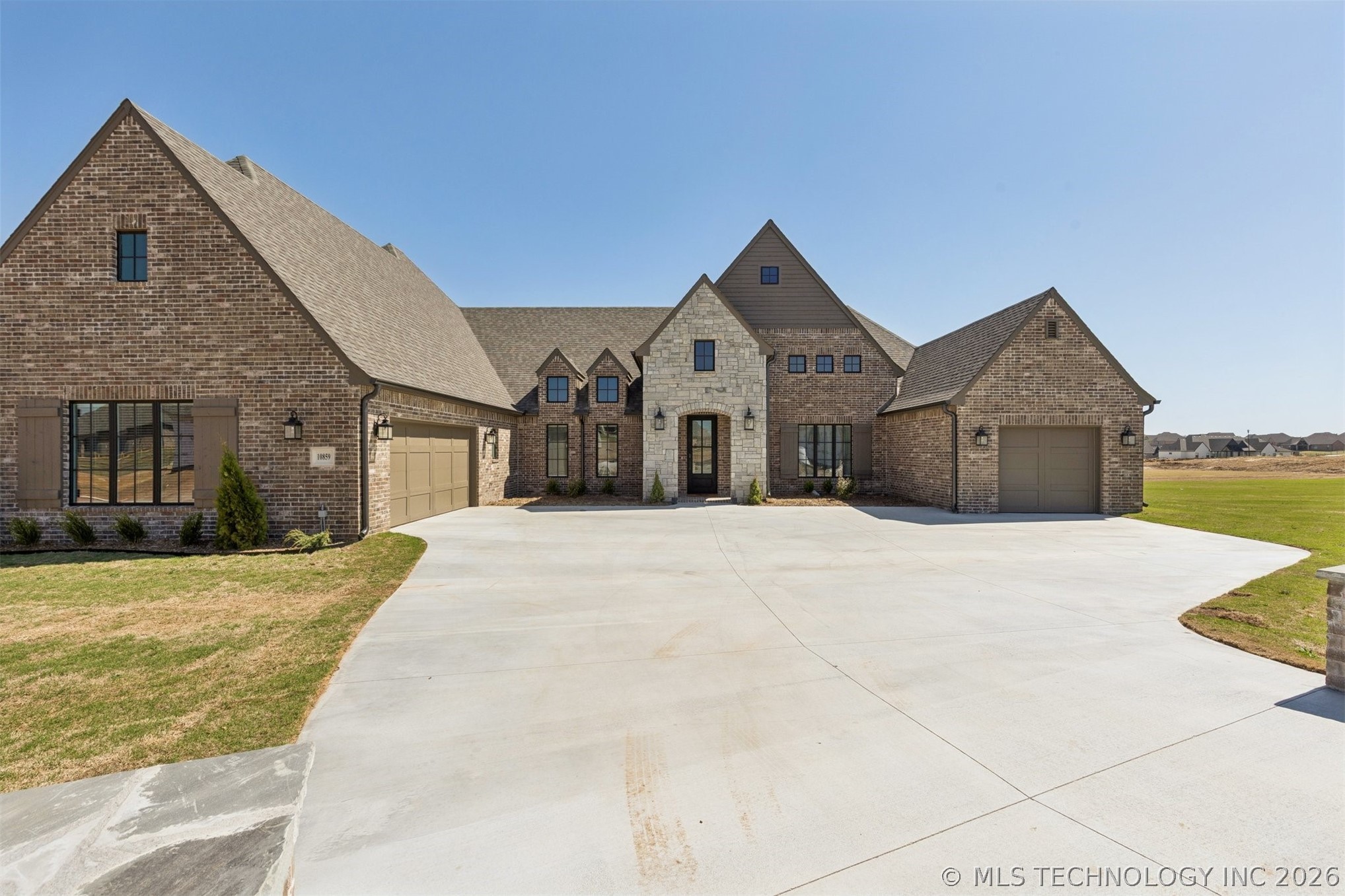 10859 N 83rd East Court — photo