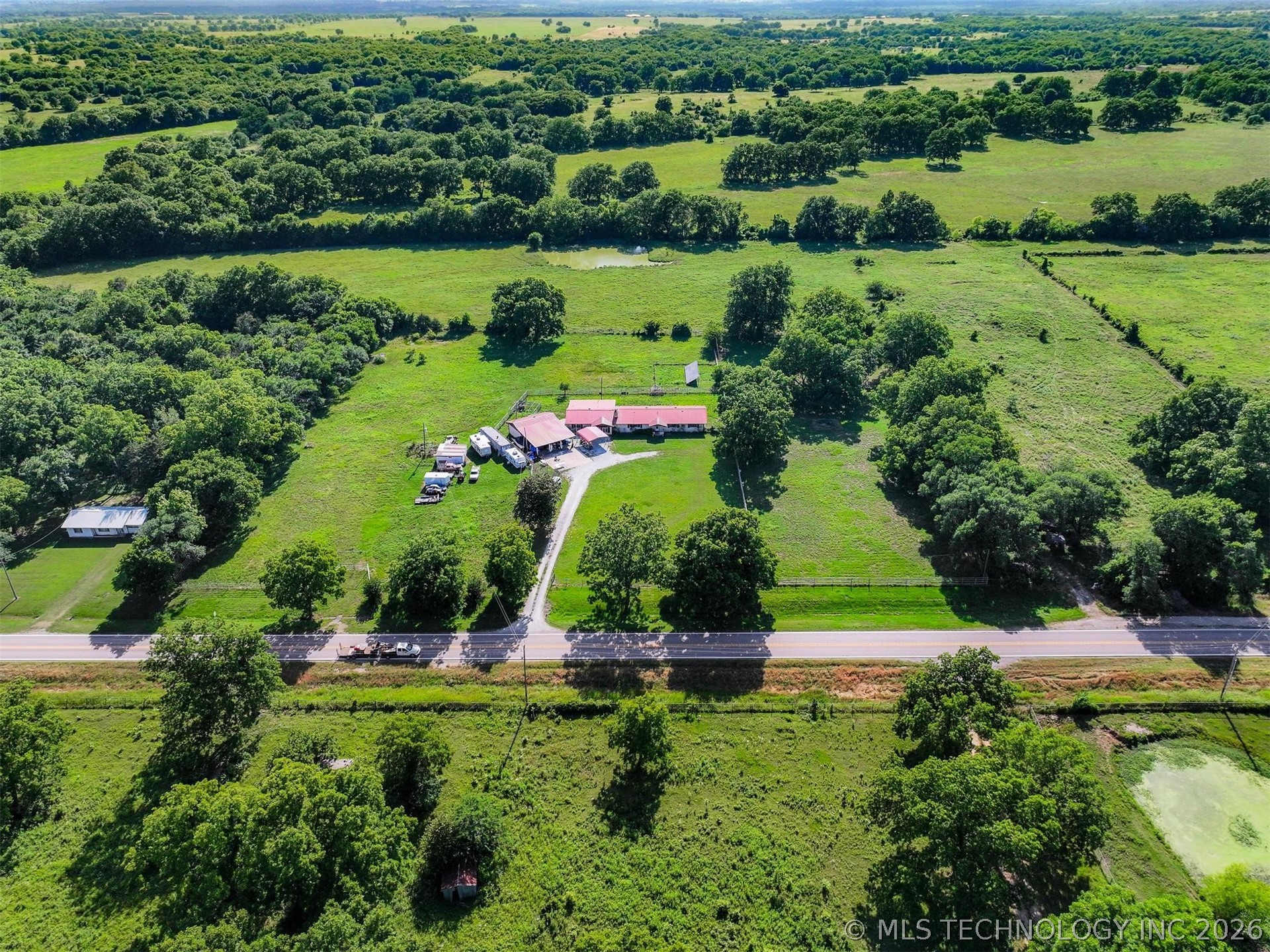 10223 N US Hwy 377 — photo