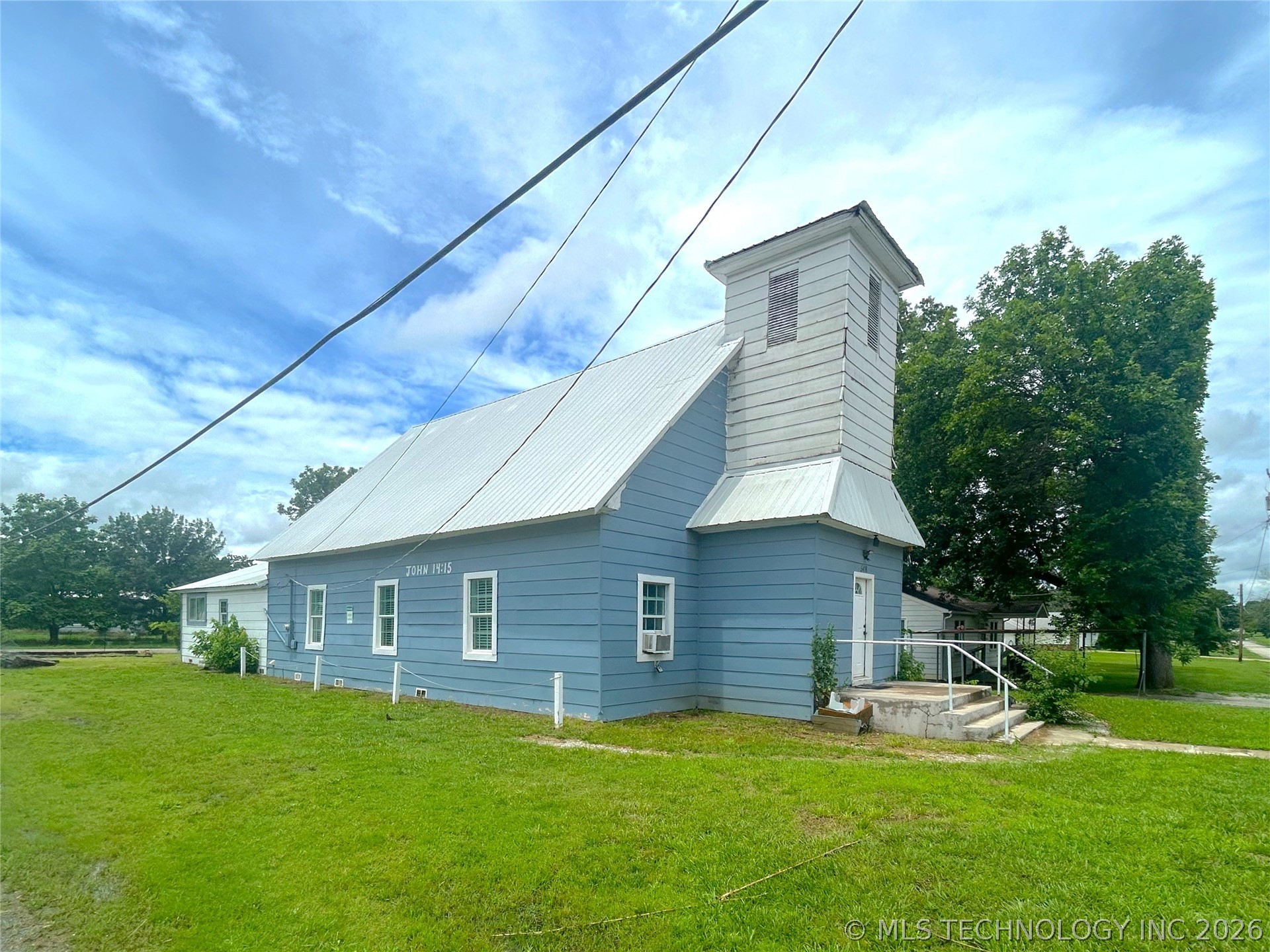 548 S Hickory Street — photo