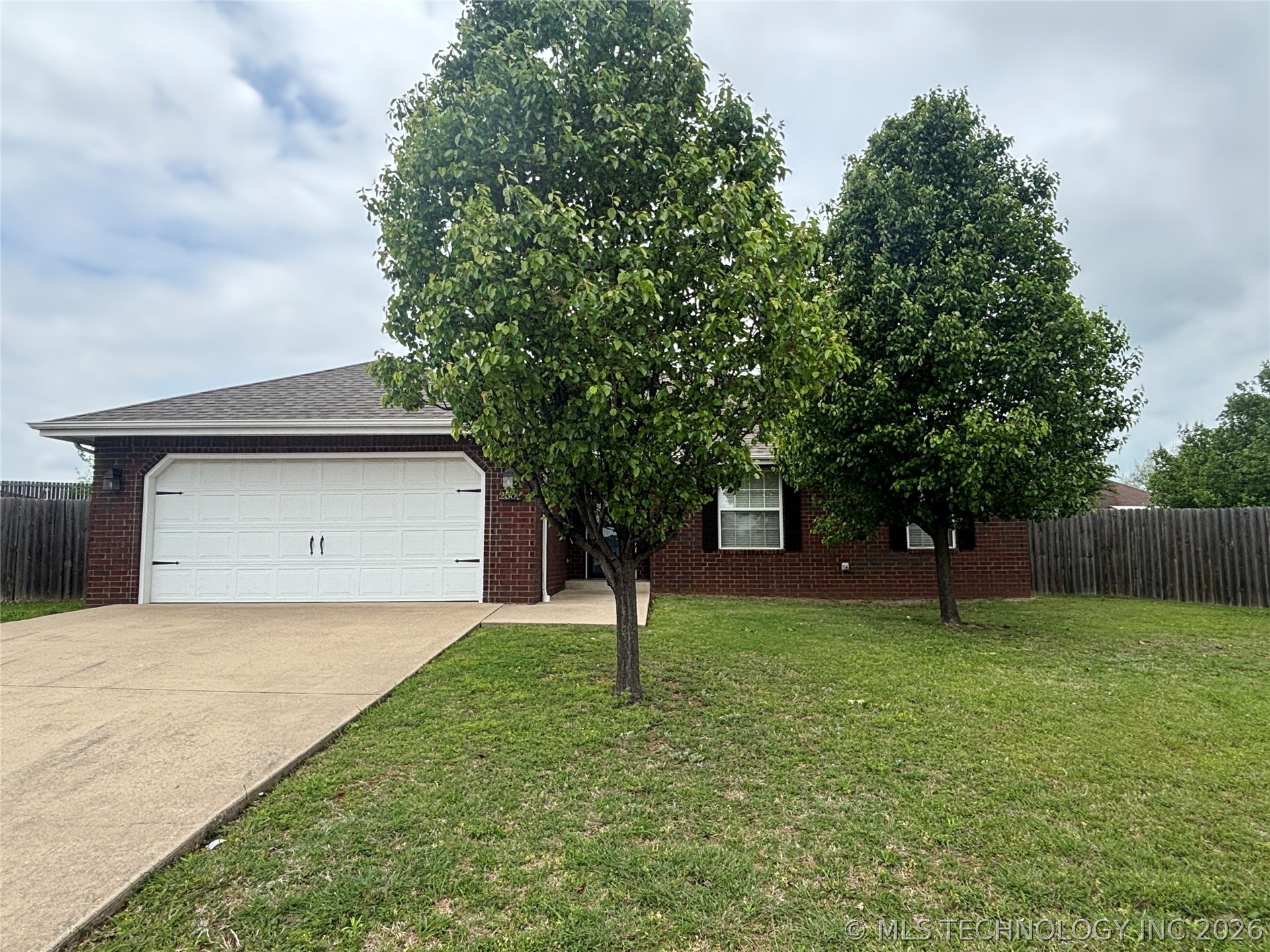 2509 Tanglewood Court — photo