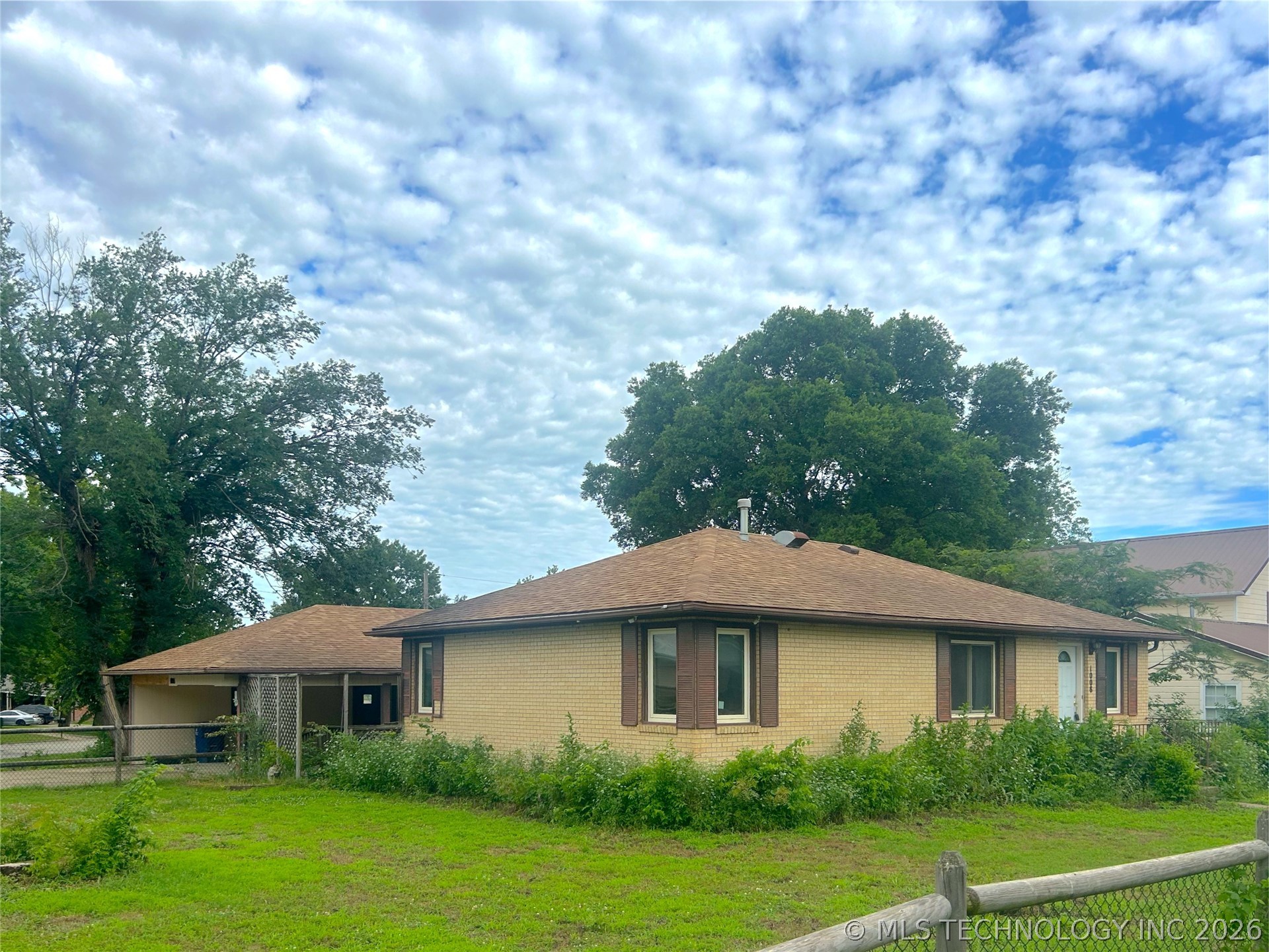 1008 W Shawnee Avenue — photo
