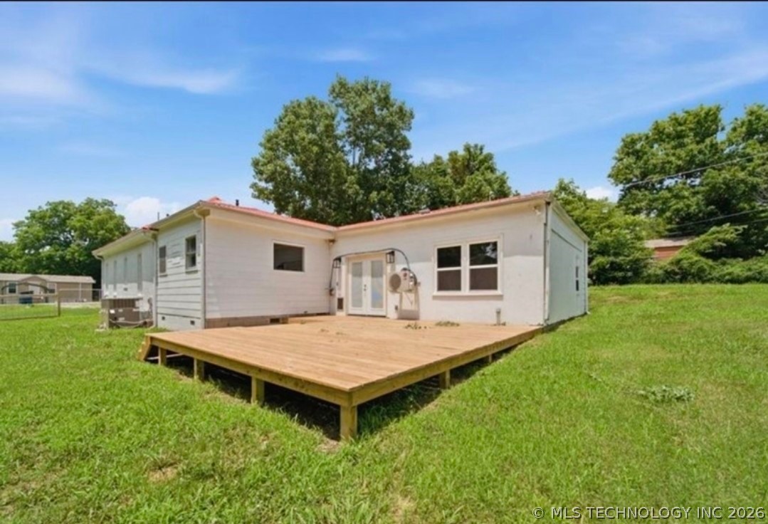 235 S Hickory Street — photo
